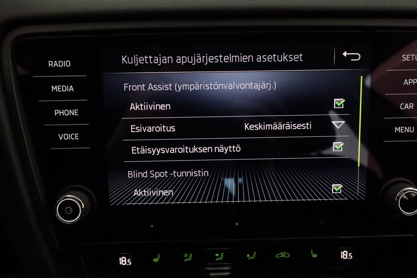 Skoda Octavia 2017 Combi 1,4 TSI Style DSG **Facelift / Webasto / Vakkari / Keyless / Apple&Android / P.kamera / Sähköluukku**