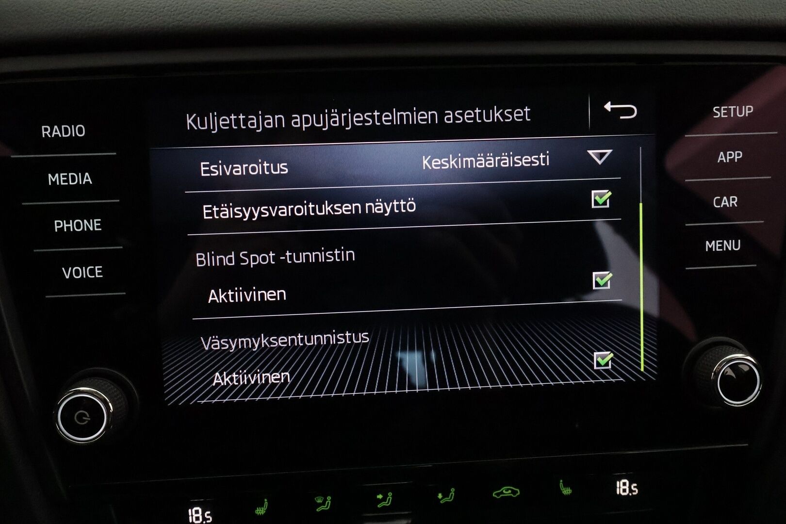 Skoda Octavia 2017 Combi 1,4 TSI Style DSG **Facelift / Webasto / Vakkari / Keyless / Apple&Android / P.kamera / Sähköluukku**