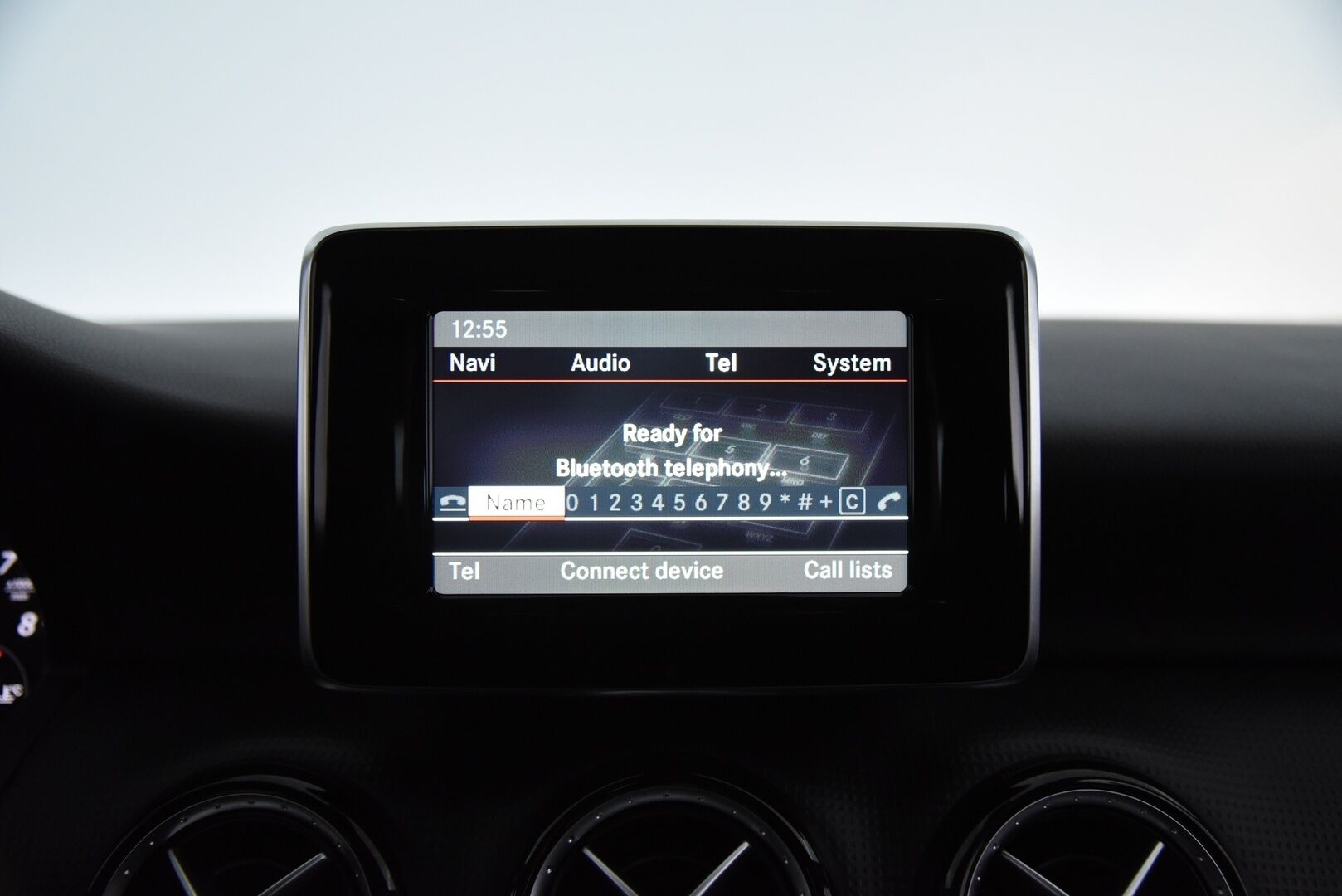 Mercedes-Benz A 2013 180 BE / Metalliväri / Puolinahkasisusta / Bluetooth / Lohkolämmitin