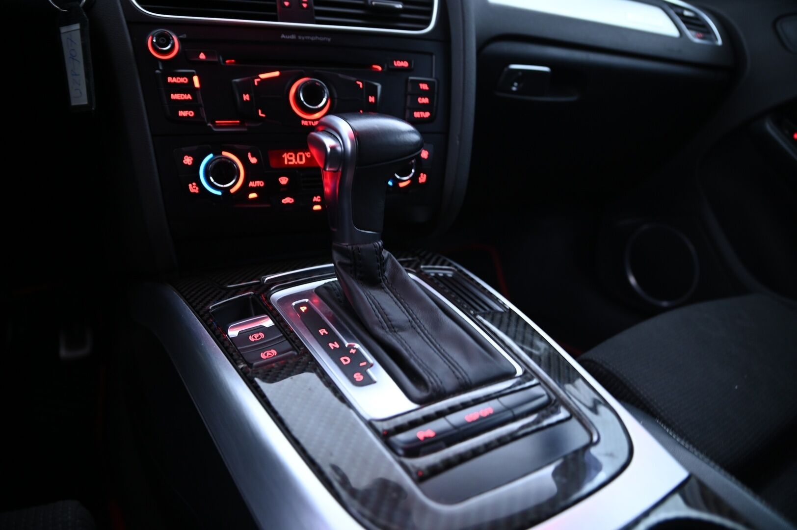 Audi A4 2009 Avant 3,0 V6 TDI DPF quattro - Myydään huutokaupat.com