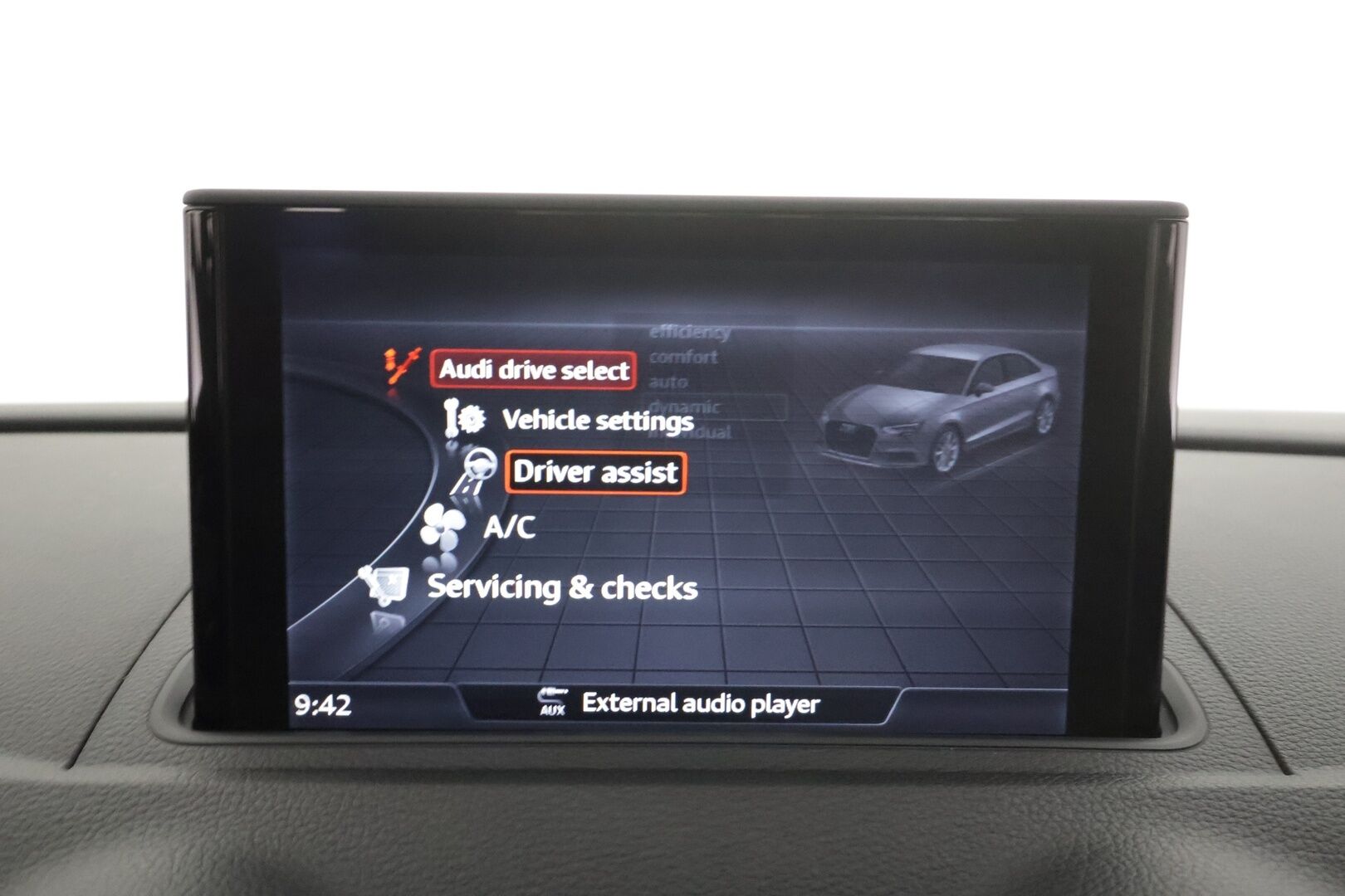 Audi A3 2017 Sedan Land of quattro Edition 2,0 TDI 135 kW quattro S tronic * Lohkolämmitin / Matrix-LED / P.tutka / Vakkari / Bluetooth * - Apple&Android / Sportpenkit / Suomi-auto / Kahdet renkaat aluvanteilla