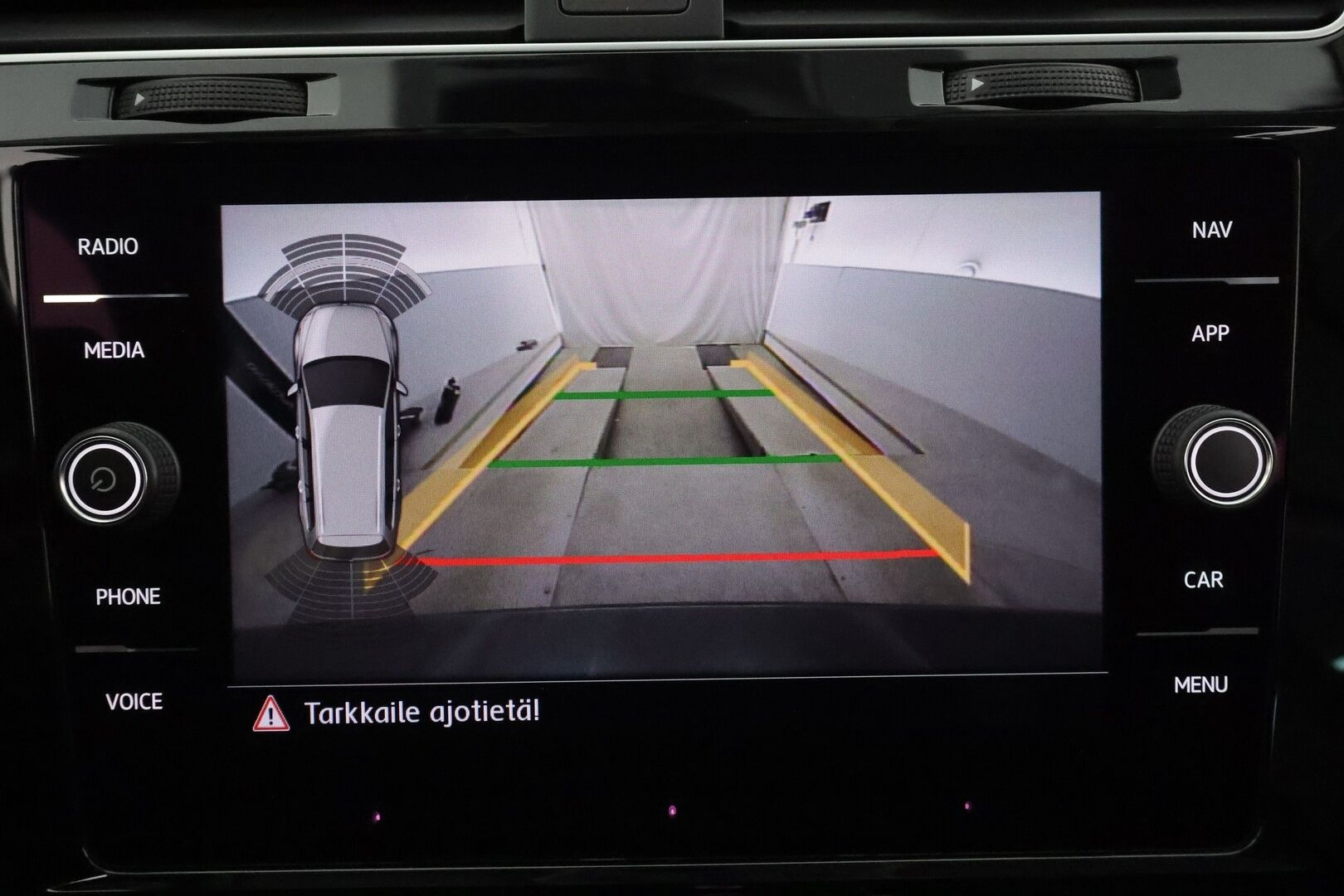 Volkswagen Golf 2018 Variant Highline 1,4 TSI 110 kW (150 hv) DSG-automaatti * Webasto / ACC / Hieronta / Vetokoukku / Panoraama / Peruutuskamera - Suomiauto / Facelift / Supervarusteet!