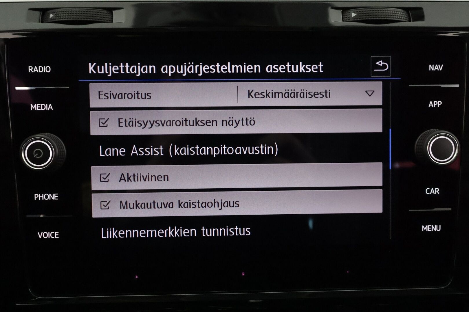 Volkswagen Golf 2018 Variant Highline 1,4 TSI 110 kW (150 hv) DSG-automaatti * Webasto / ACC / Hieronta / Vetokoukku / Panoraama / Peruutuskamera - Suomiauto / Facelift / Supervarusteet!