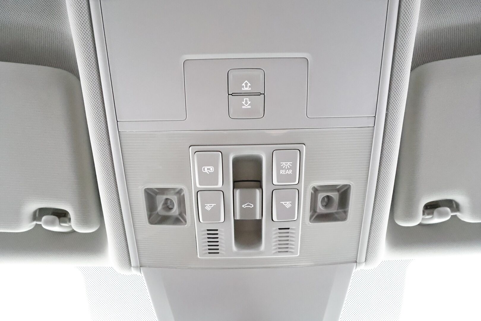 Volkswagen Golf 2018 Variant Highline 1,4 TSI 110 kW (150 hv) DSG-automaatti * Webasto / ACC / Hieronta / Vetokoukku / Panoraama / Peruutuskamera - Suomiauto / Facelift / Supervarusteet!