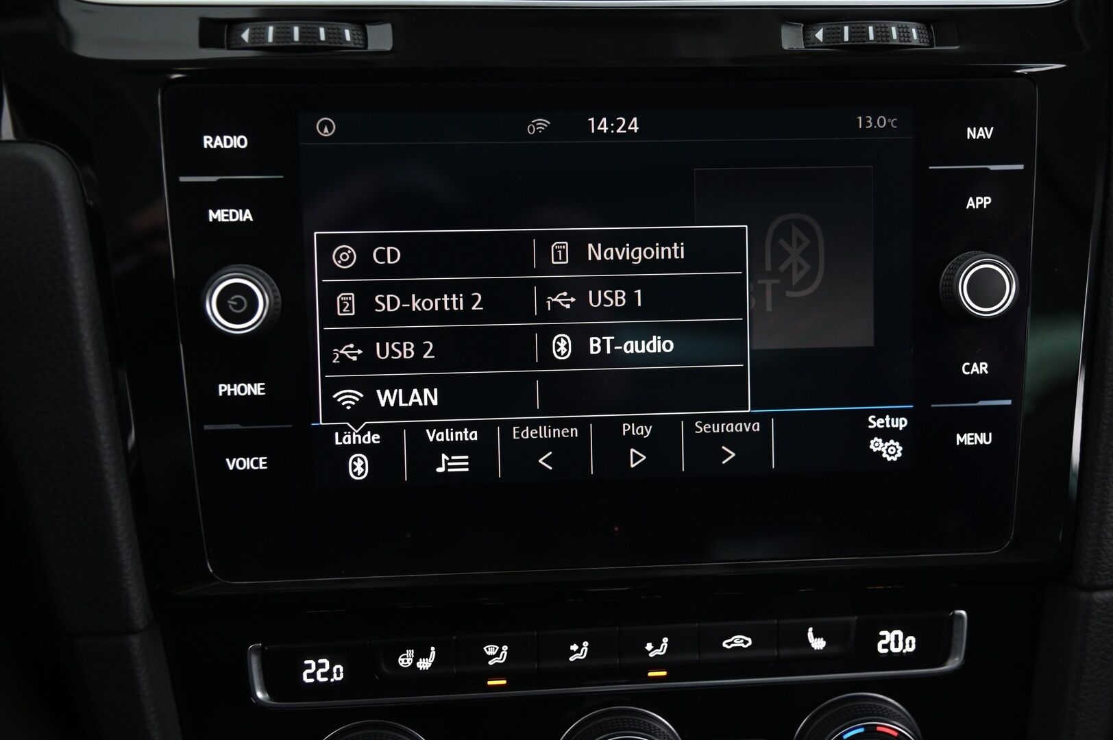 Volkswagen Golf 2017 Variant Highline 1,4 TSI 110 kW (150 hv) DSG-automaatti * Digimittaristo / Acc / Hieronta / Koukku / Webasto * - Suomi-auto / Keyless / Nahka-alcantara / P-kamera / Panorama - Osta nyt, maksa vasta ensi vuonna