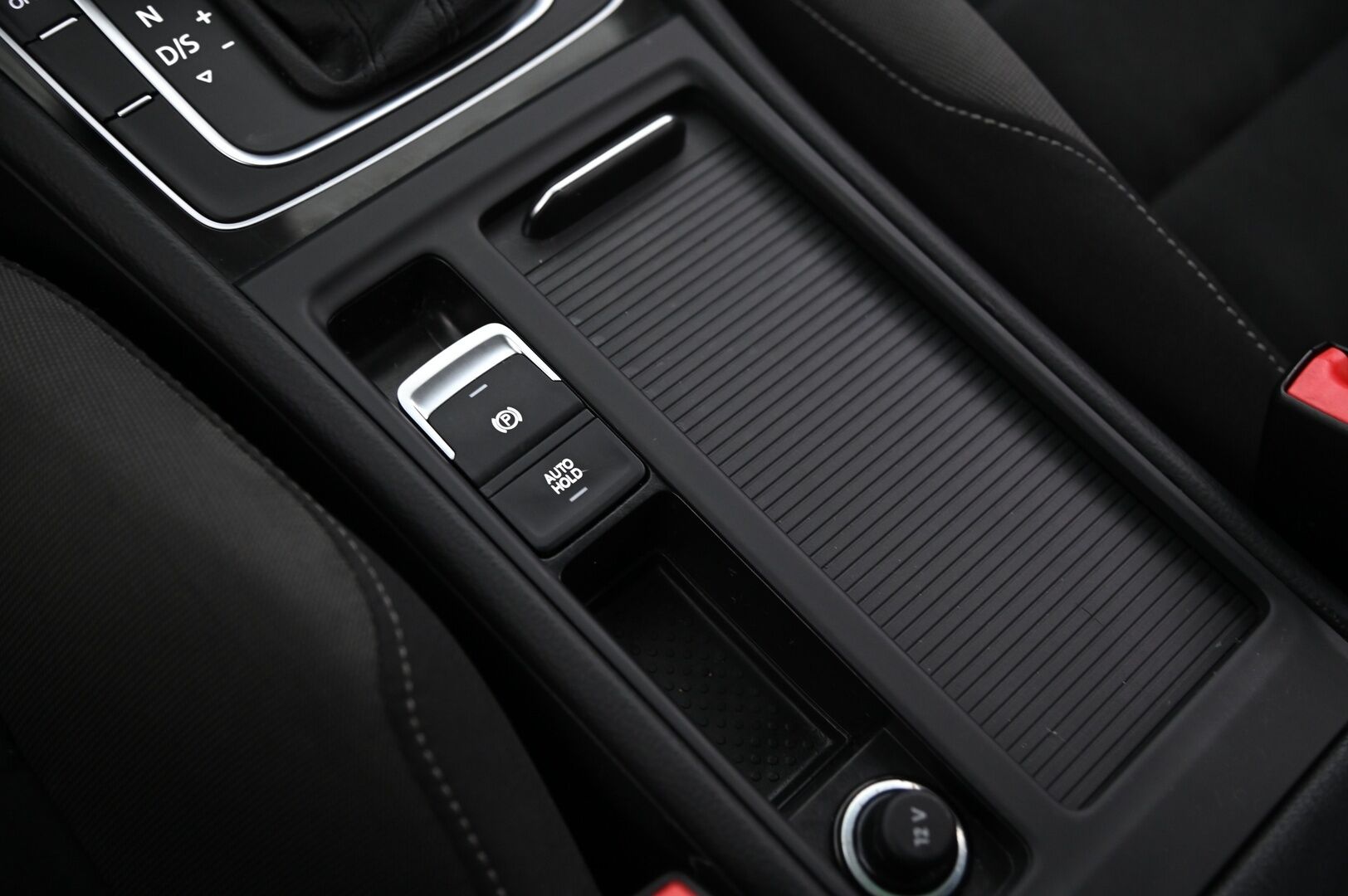 Volkswagen Golf 2017 Variant Highline 1,4 TSI 110 kW (150 hv) DSG-automaatti * Digimittaristo / Acc / Hieronta / Koukku / Webasto * - Suomi-auto / Keyless / Nahka-alcantara / P-kamera / Panorama - Osta nyt, maksa vasta ensi vuonna