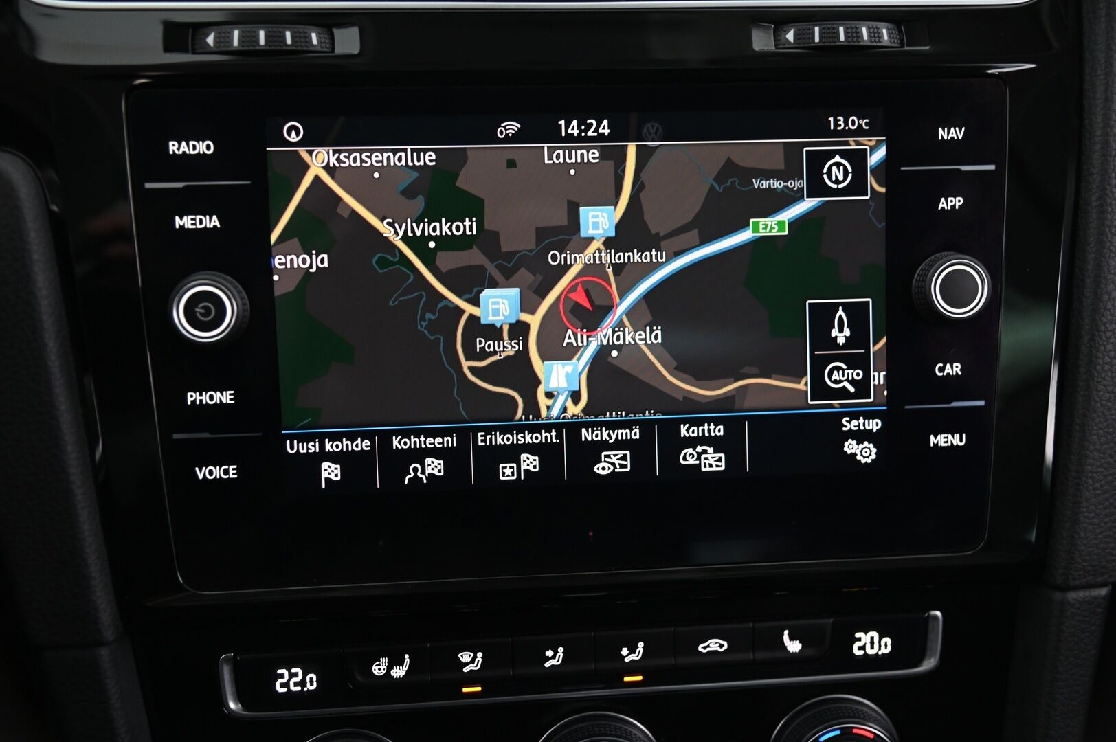 Volkswagen Golf 2017 Variant Highline 1,4 TSI 110 kW (150 hv) DSG-automaatti * Digimittaristo / Acc / Hieronta / Koukku / Webasto * - Suomi-auto / Keyless / Nahka-alcantara / P-kamera / Panorama - Osta nyt, maksa vasta ensi vuonna