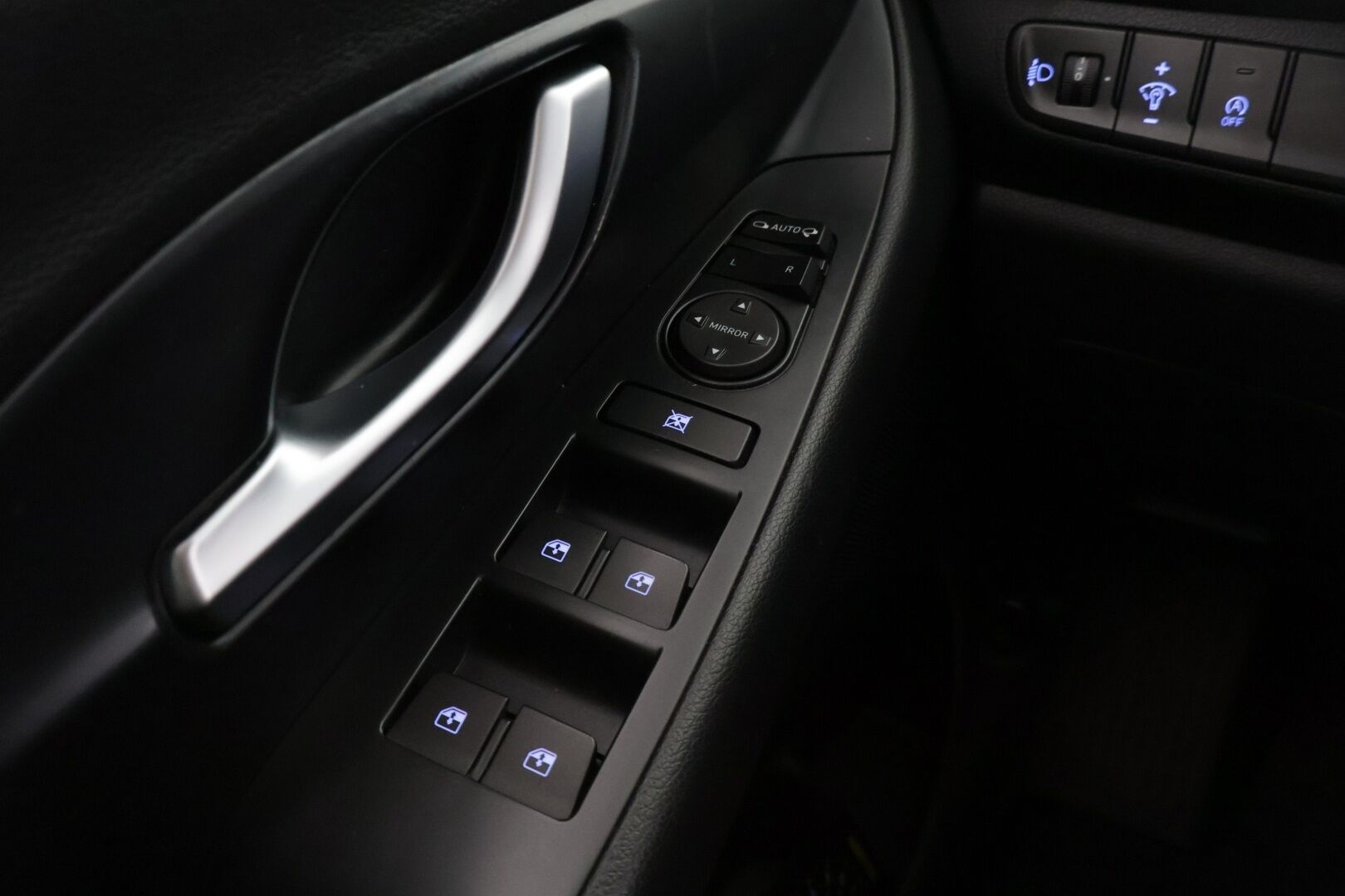 Hyundai i30 Wagon 2021 1,5 DPi 110 hv Fresh *1 omisteinen / Suomi-auto / Vakionopeudensäädin / Peruutuskamera* - *2x Renkaat ja Vanteet / Merkkihuollettu / Viim. huolto 11/25!*