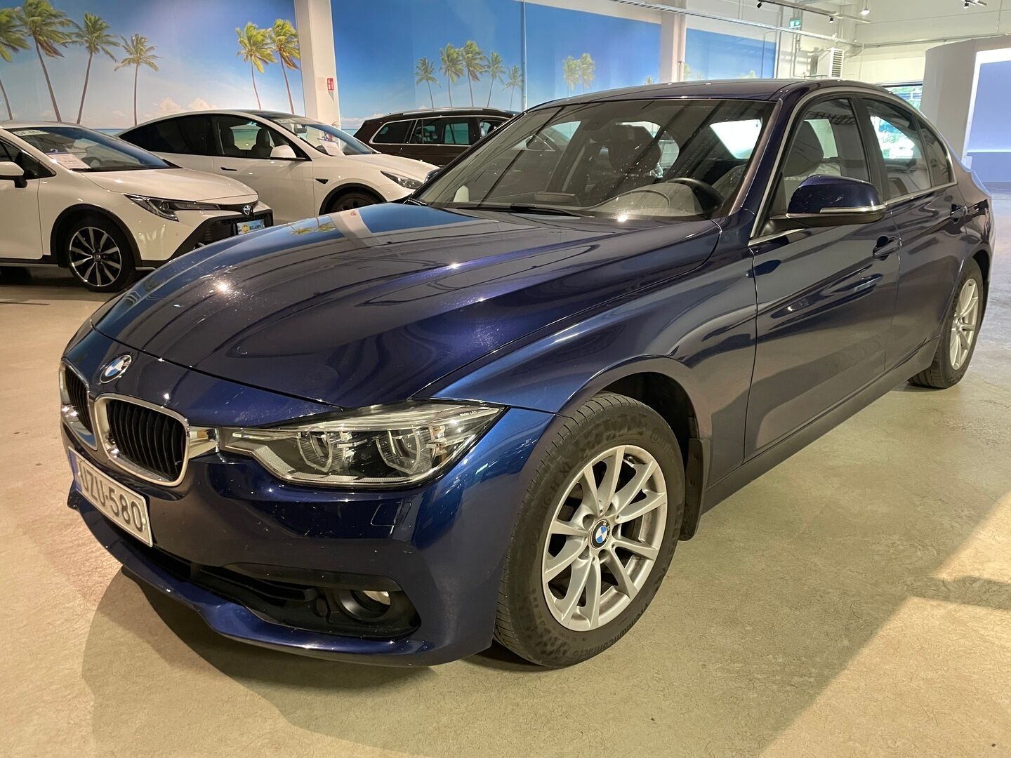 BMW 318 2017 F30 Sedan 318i A Business - | 1-om. | Koukku | Vakkari | Tutka | Lohko | LED | Siistikuntoinen ja hyvin huollettu | Suomiauto |