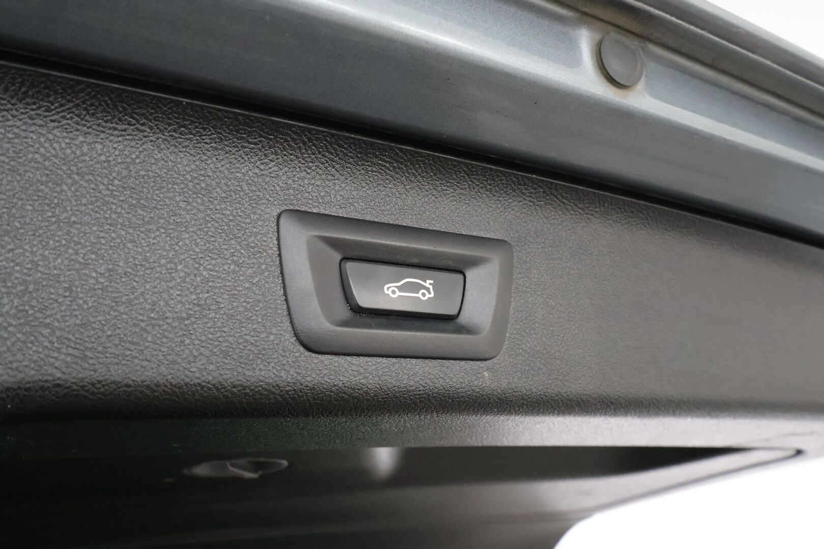 BMW 520 2019 G31 Touring 520d A xDrive Business M-Sport * HiFi / Lohkolämmitin / Adapt.LED / P.Kamera / Sportpenkit / Navi / Koukku * - *Suomi-auto / Kahdet renkaat / Merkkihuollettu!*