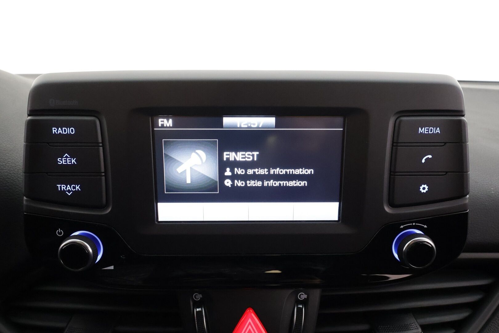 Hyundai i30 Wagon 2018 1,0 T-GDI Comfort Limited * 1.Om Suomi-auto / Vakkari / P.kamera / LED / Lohkolämmitin / Kaistavahti * - Kahdet renkaat aluvanteilla