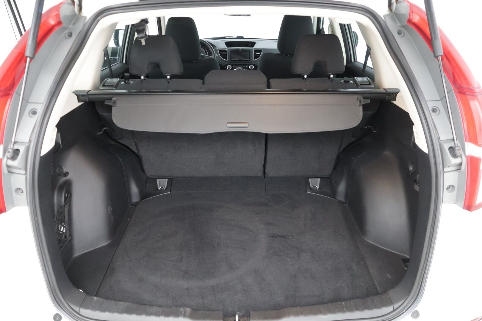 Honda CR-V 2017 2,0 Comfort Plus AT * Suomiauto / P-Kamera / Vetokoukku / Lohkolämmitin+sisäpistoke * - Kahdet hyvät renkaat / Vakkari / Aut. Ilmastointi - HULLU BLACKWEEK KORKOTARJOUS 2,49%