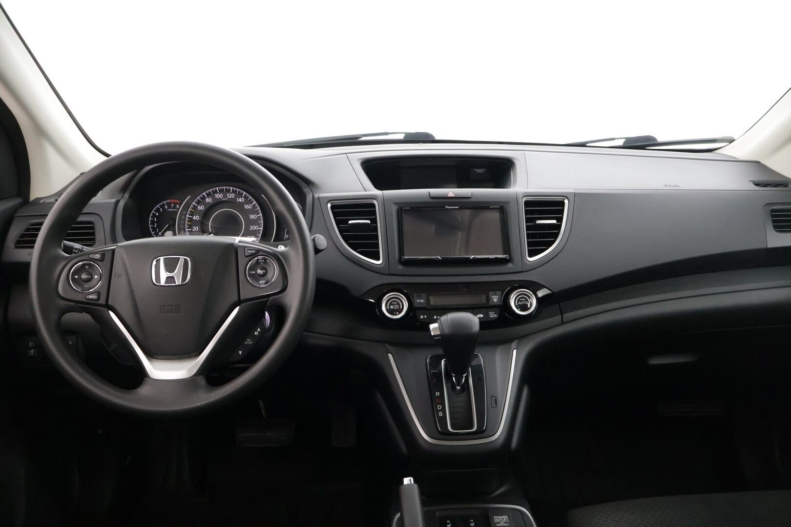 Honda CR-V 2017 2,0 Comfort Plus AT * Suomiauto / P-Kamera / Vetokoukku / Lohkolämmitin+sisäpistoke * - Kahdet hyvät renkaat / Vakkari / Aut. Ilmastointi - HULLU BLACKWEEK KORKOTARJOUS 2,49%