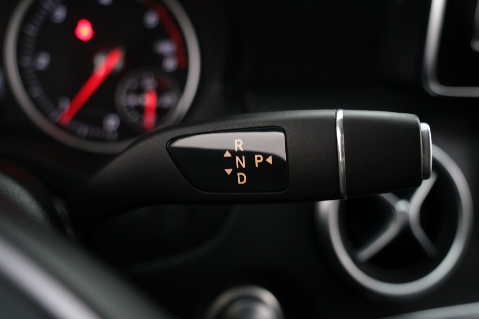 Mercedes-Benz A 2017 180 d A Premium Business * Kahdet renkaat*/ *P-Kamera* / *Juuri Huollettu* - Edullinen premium peli järkevillä kilsoilla!