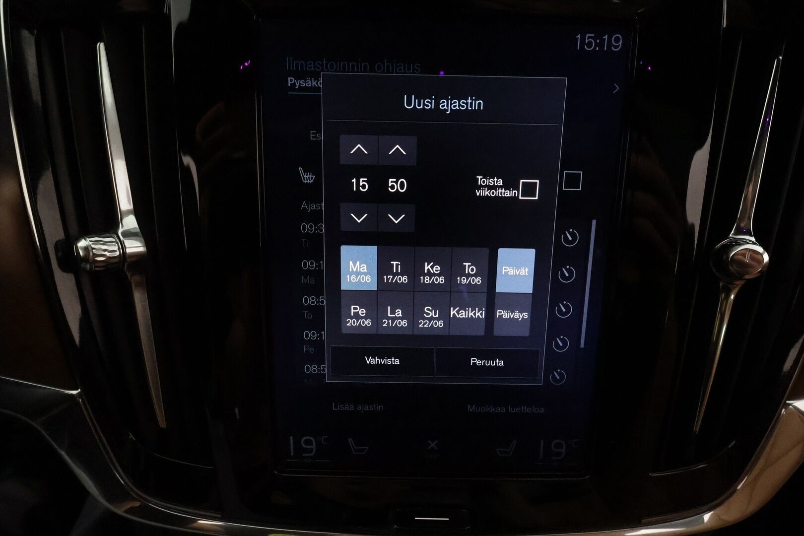 Volvo V90 2018 T8 AWD Inscription aut **Pa-lämmitin / Panorama / Adapt.vakkari / Muistipenkki / 360 Kamera / Koukku / Keyless / Full LED** - Suomi-auto