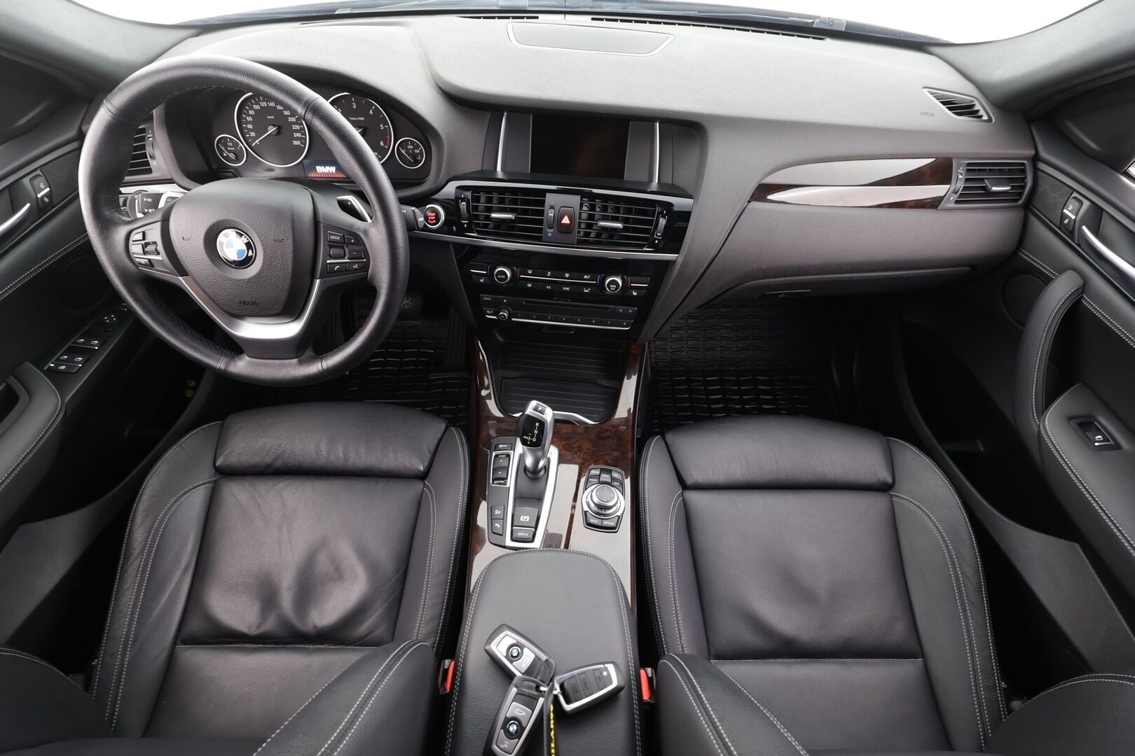 BMW X4 2018 F26 xDrive20d A Business Pro xLine * Webasto / Koukku / Adapt.Xenon / HiFi / Sportnahat / P.Tutkat / Navi * - Comfort Access / Facelift / Suomi-auto / Kahdet renkaat aluvanteilla / Merkkihuollot