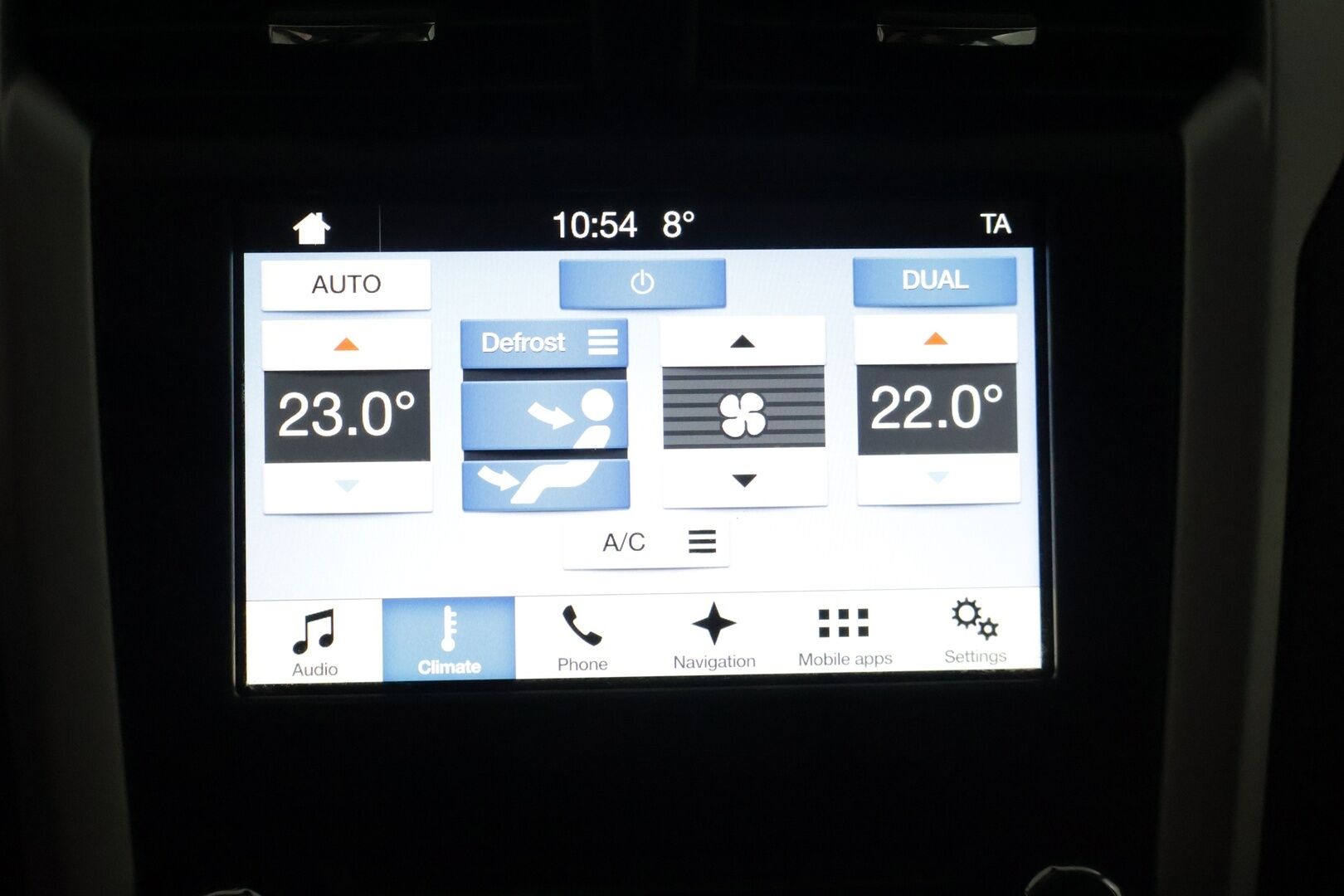 Ford Mondeo 2018 1,5 TDCi 120hv ECOnetic M6 Trend Wagon * Webasto / Vakionopeudensäädin / Lämmitettävä tuulilasi / P-Tutkat * - Suomi-auto / Apple &  Android 