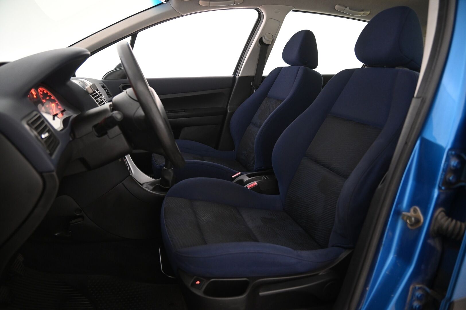 Peugeot 307 2003 4D HATCHBACK 1.6I-3CNFUB/261 ***MYYDÄÄN HUUTOKAUPAT.COM*** - ***MYYDÄÄN HUUTOKAUPAT.COM***