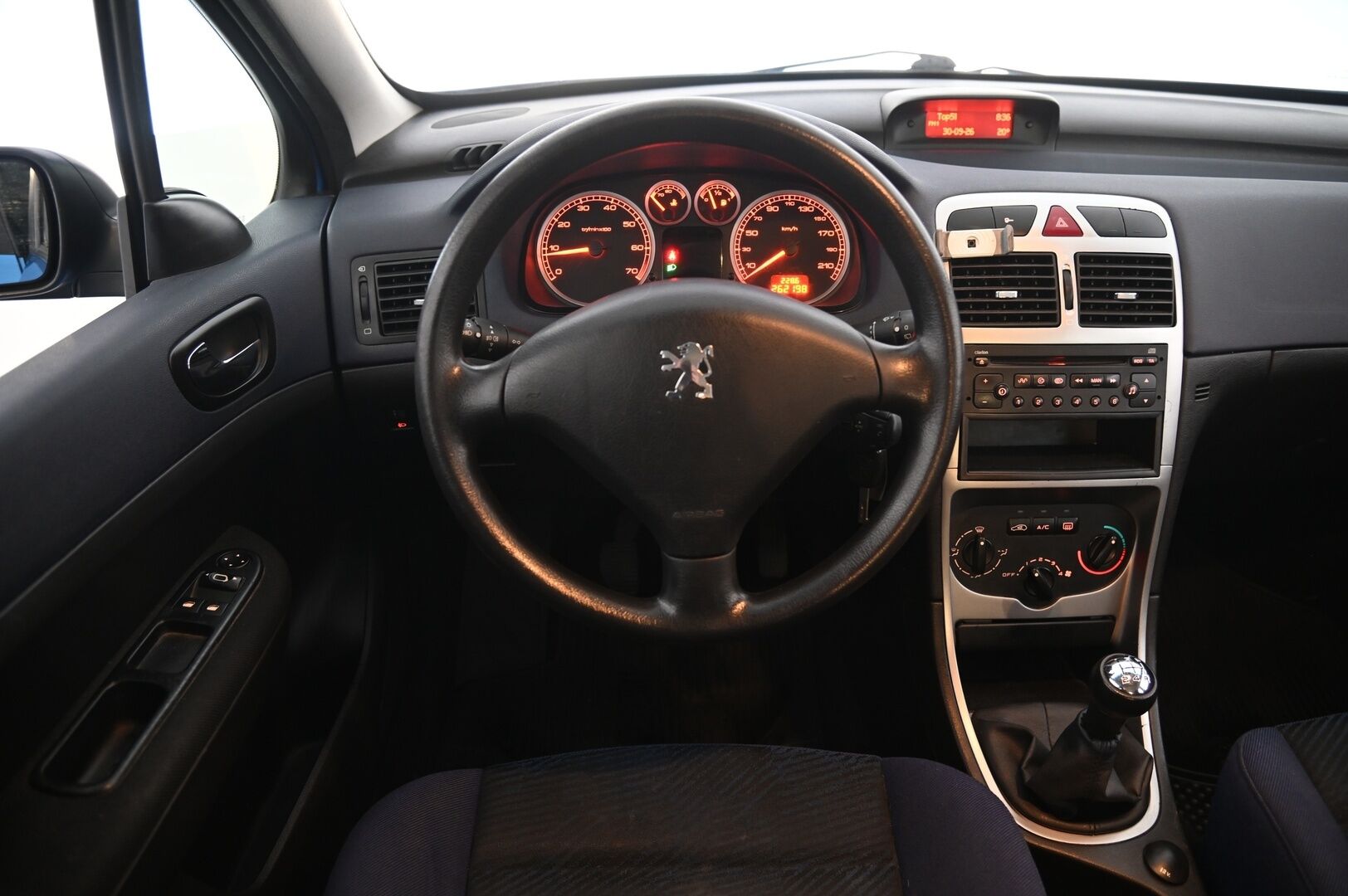 Peugeot 307 2003 4D HATCHBACK 1.6I-3CNFUB/261 ***MYYDÄÄN HUUTOKAUPAT.COM*** - ***MYYDÄÄN HUUTOKAUPAT.COM***