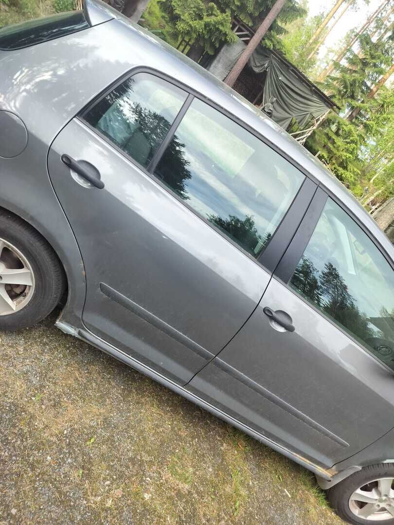 Volkswagen GOLF PLUS 2005 MPV 1.6FSI-1KP/257 *YritysOulet - Myydään vain Yrityksille* - - YritysOutlet - Myydään vain yrityksille TULOSSA!
