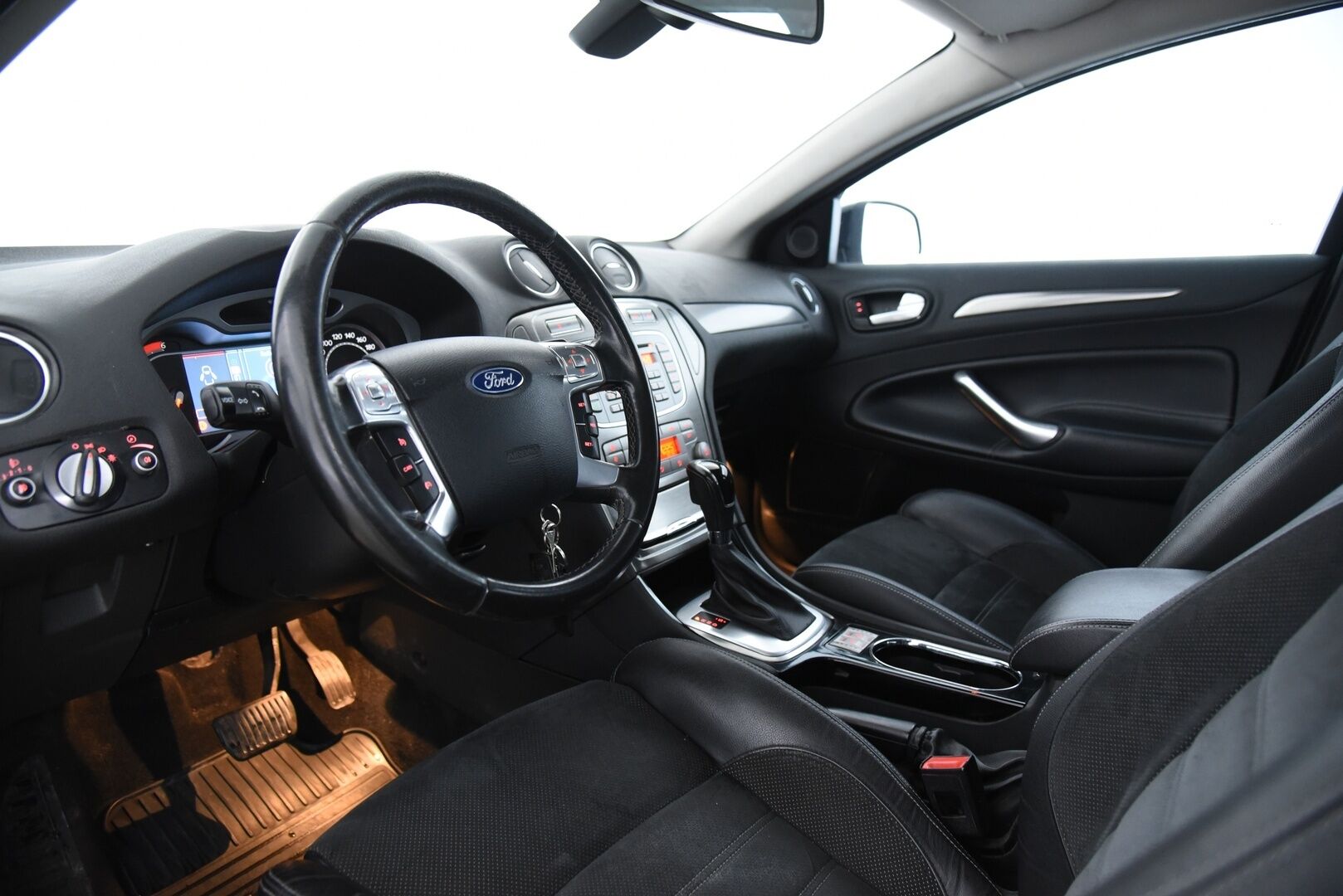 Ford Mondeo 2010 2,0 TDCi 163hv DPF PowerShift Titanium Business A6 Wagon / YritysOutlet - Myydään vain yrityksille - Tulossa Myyntiin!