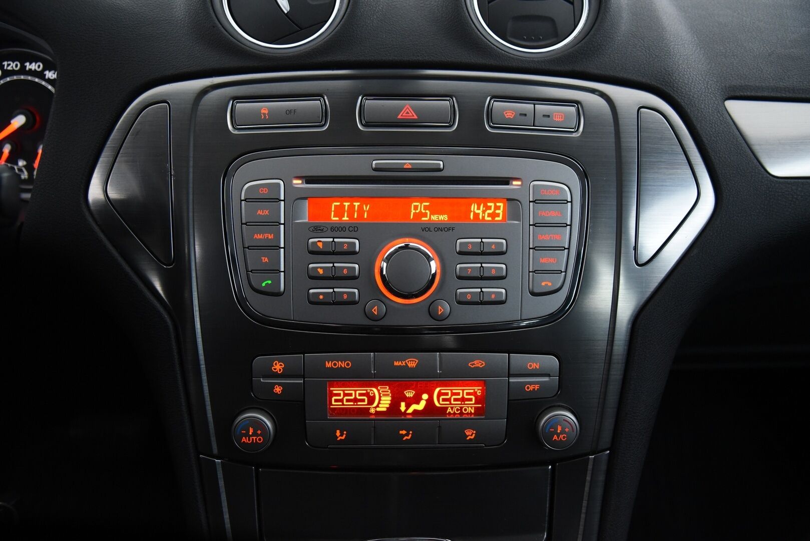 Ford Mondeo 2010 2,0 TDCi 163hv DPF PowerShift Titanium Business A6 Wagon / YritysOutlet - Myydään vain yrityksille - Tulossa Myyntiin!