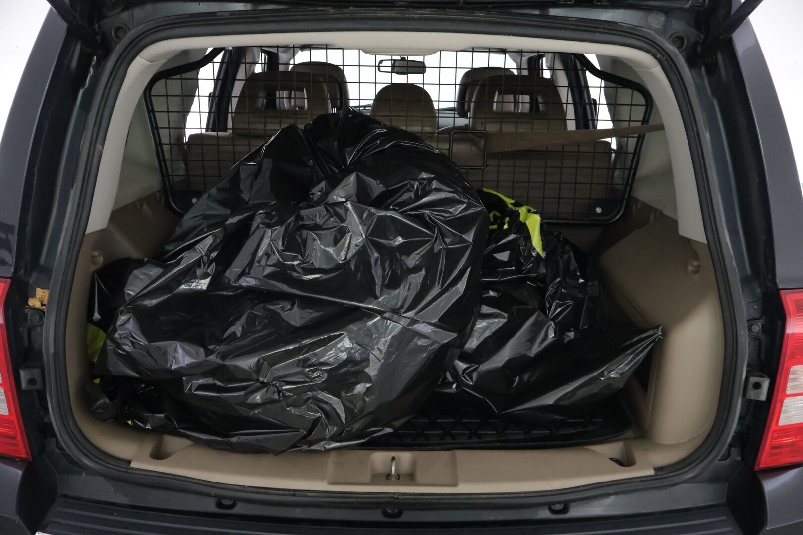 Jeep Patriot 2012 2,2 CRD Limited *YritysOutlet - Myydään vain yrityksille* - *Vaalea nahka sisusta / Koukku / Suomi auto*