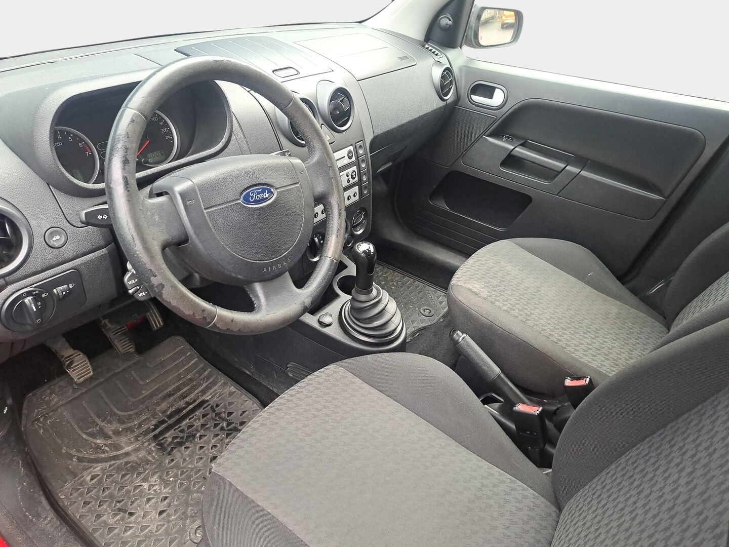 Ford Fusion 2004 4D FUSION MPV 1.4-JU2/249 * YritysOutlet - Myydään vain yrityksille / Suomi-auto / Lohkolämmitin / Ilmastointi * - * Tämä auto myydään YritysOutlet -valikoimasta vain yritykselle / Leimaa 9/26 asti! *