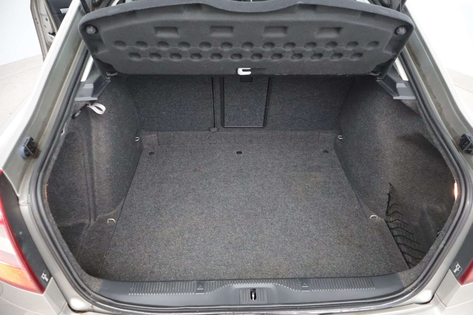 Skoda Octavia 2010 1.8 TFSI YritysOutlet - Myydään vain yrityksille - *Suomi-auto / Vakionopeudensäädin / Öljynkulutusremontti ja ketjun vaihto tehty 2017!*