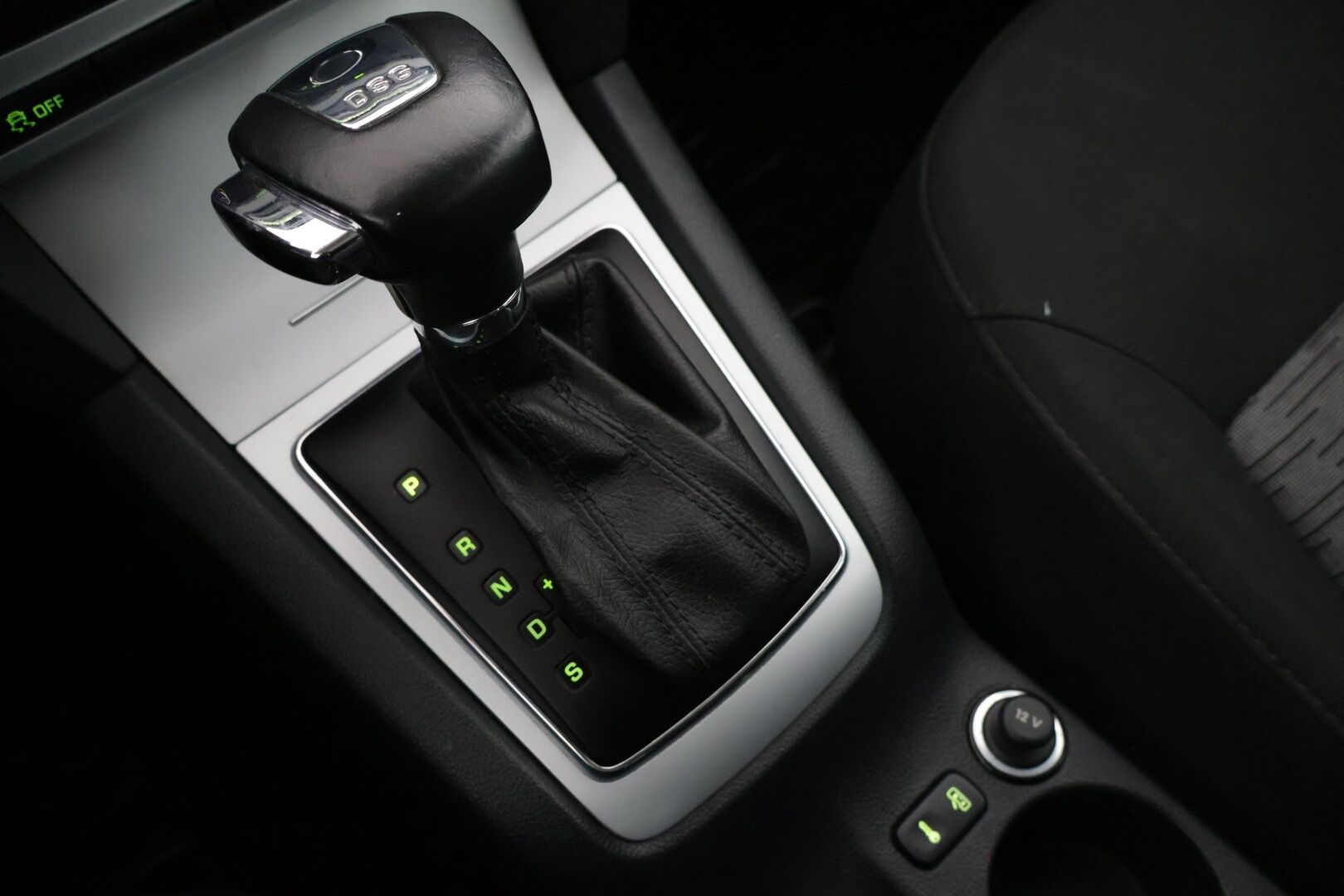 Skoda Octavia 2010 1.8 TFSI YritysOutlet - Myydään vain yrityksille - *Suomi-auto / Vakionopeudensäädin / Öljynkulutusremontti ja ketjun vaihto tehty 2017!*