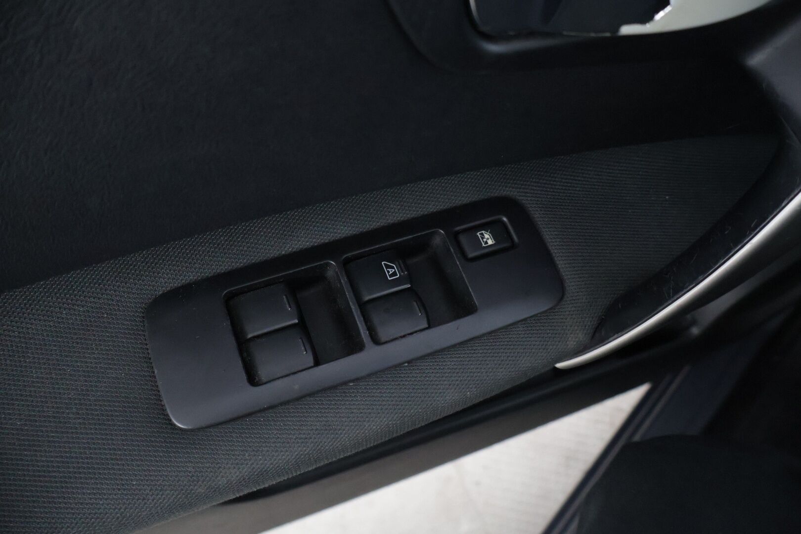 Nissan Qashqai 2010 2,0 Acenta 6 MT 2 WD RPS APR09 * Vakkari / Lohko / Tutkat / Koukku / Autom.ilmastointi 2-alueinen / 2x hyvät renkaat * - * Juuri saapunut / Siistikuntoinen / Hyvin huollettu * - HULLU BLACKWEEK KORKOTARJOUS 2,49%