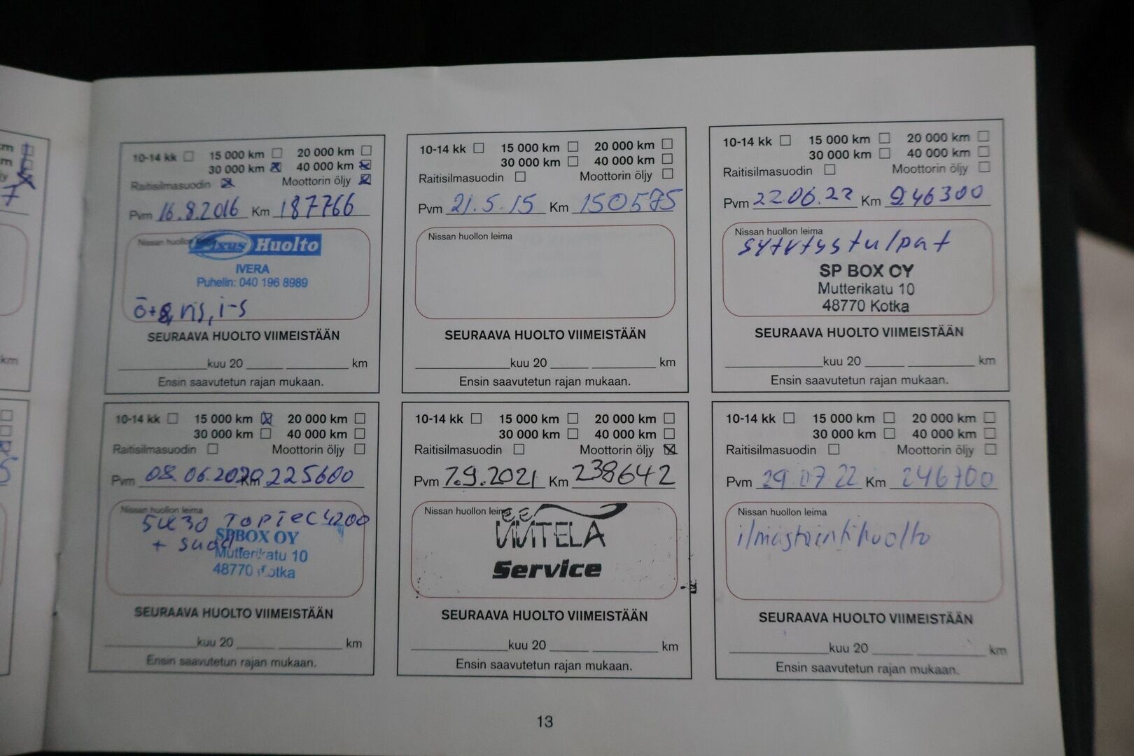 Nissan Qashqai 2010 2,0 Acenta 6 MT 2 WD RPS APR09 * Vakkari / Lohko / Tutkat / Koukku / Autom.ilmastointi 2-alueinen / 2x hyvät renkaat * - * Juuri saapunut / Siistikuntoinen / Hyvin huollettu * - HULLU BLACKWEEK KORKOTARJOUS 2,49%