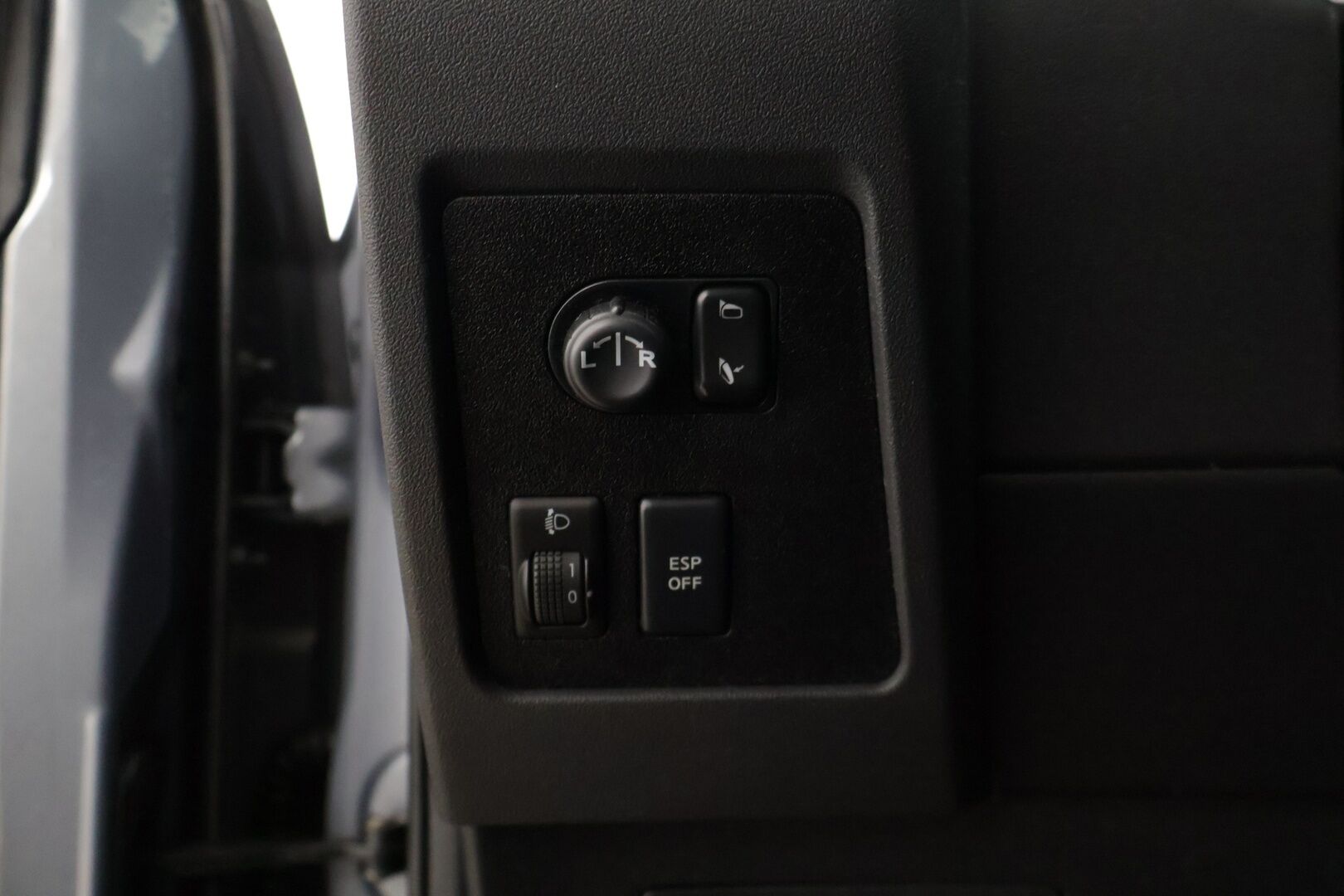 Nissan Qashqai 2010 2,0 Acenta 6 MT 2 WD RPS APR09 * Vakkari / Lohko / Tutkat / Koukku / Autom.ilmastointi 2-alueinen / 2x hyvät renkaat * - * Juuri saapunut / Siistikuntoinen / Hyvin huollettu * - HULLU BLACKWEEK KORKOTARJOUS 2,49%