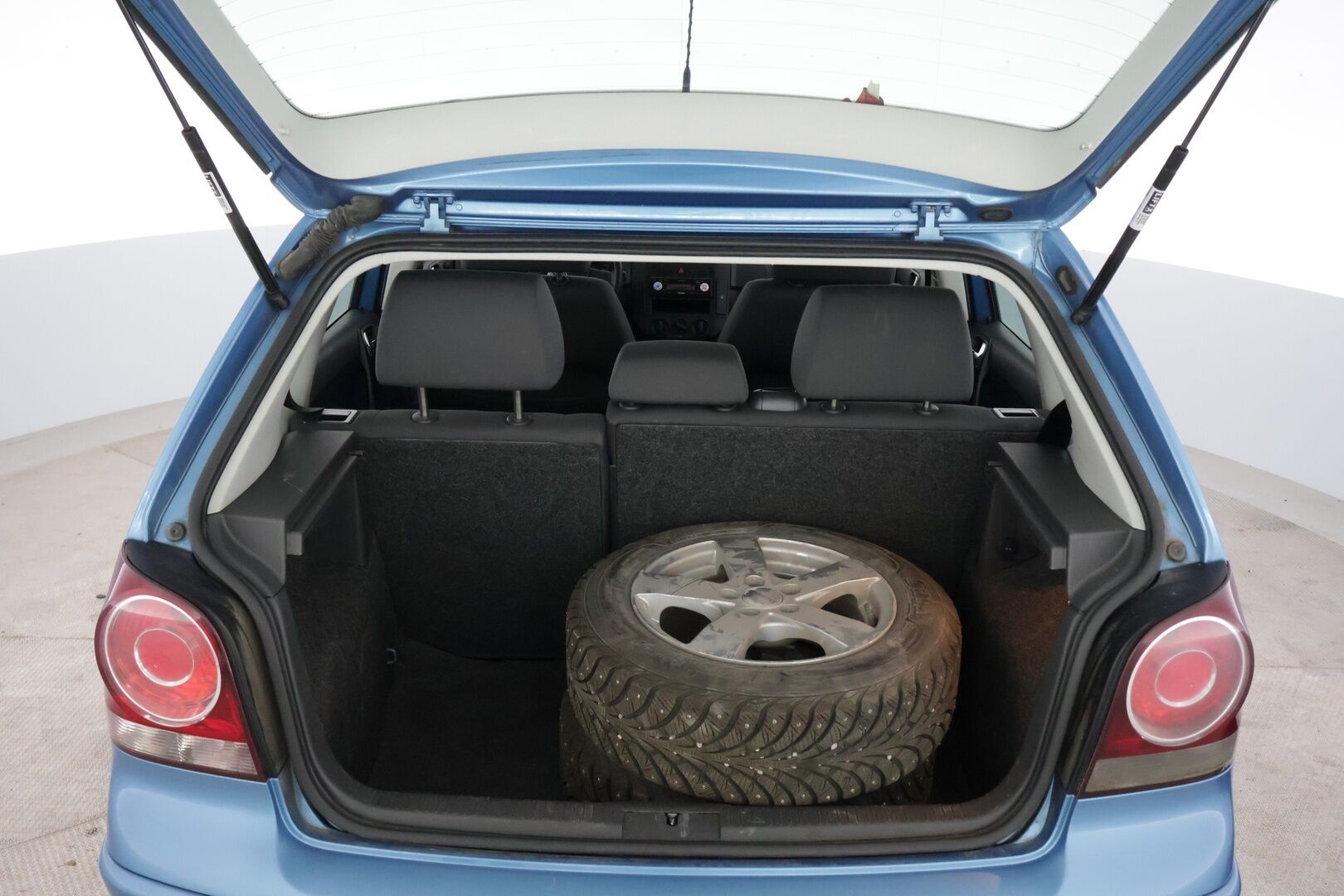 Volkswagen Polo 2005 4D POLO HATCHBACK 1.4 AUTOMATIC *Myydään huutokaupat.com*