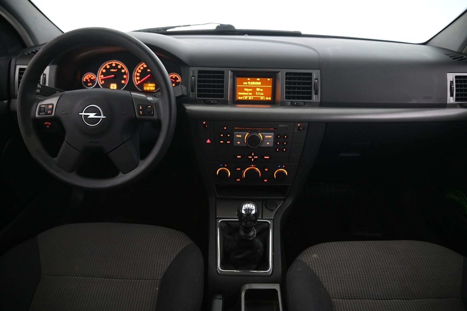 Opel Vectra 2006 4D VECTRA SEDAN 1.8-ZCF69/270 *Myydään Huutokaupat.com kautta* - https://huutokaupat.com/kohde/6558773/opel-vectra-led-lisavalo-vakkari-leimaa-helmikuuhun-2006