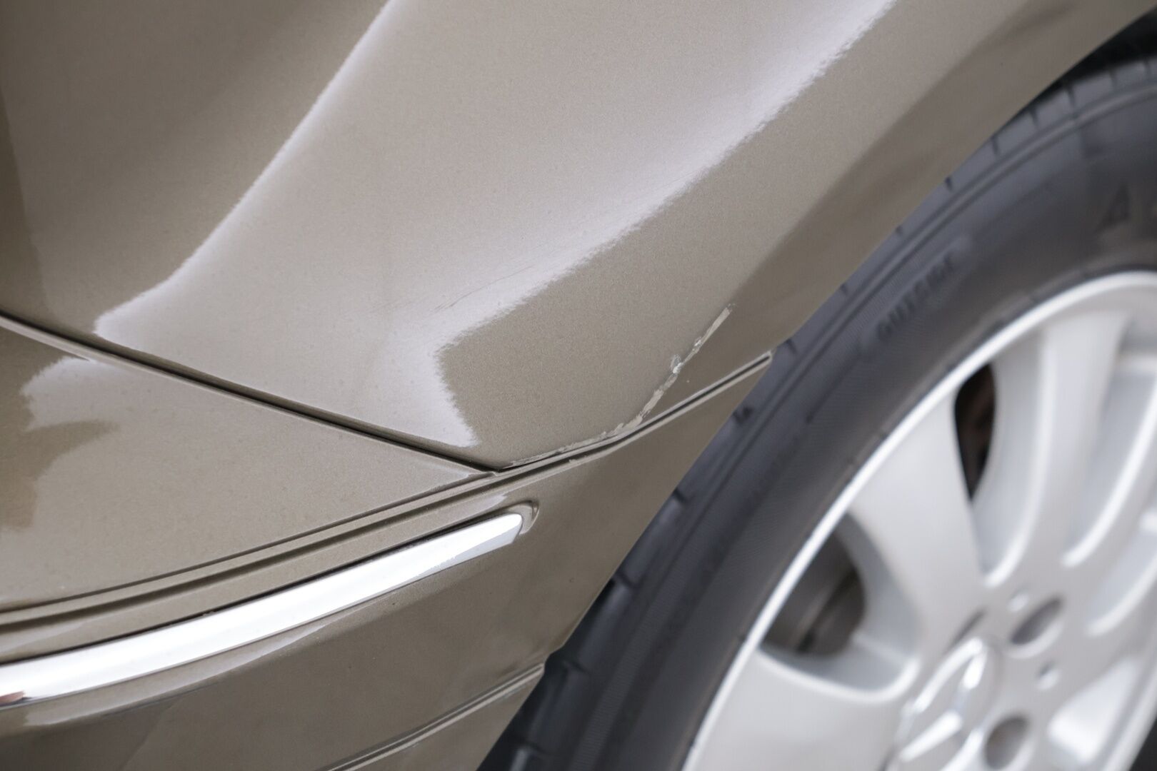 Mercedes-Benz B 2010 180 A Business - *YritysOutlet - Myydään vain Yrityksille* / Suomi-auto / Lohko+sisä / Vakkari / Vetokoukku / 2x Renkaat / Hyvät huollot!