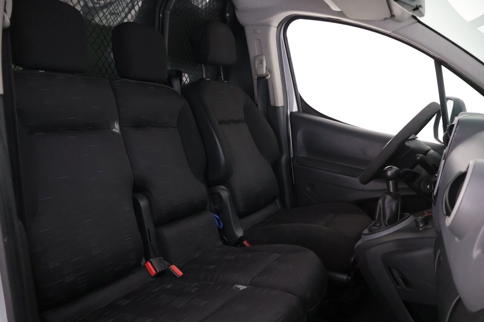 Citroen Berlingo Van 2010 HDi 90 L2 - | Myydään Huutokaupat.com | Webasto | Vakionopeudensäädin | Vetokoukku | Lohkolämmitin sisäpistokkeella | Ilmastointi | Kahdet renkaat ja vanteet |