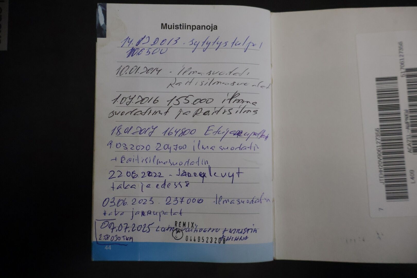 Toyota RAV4 2005 2,0 VVT-i 4WD * Lohkolämmitin / 2x renkaat / Vakkari / Tutkat * - *Kattavasti huollettu Suomiauto / Luotettavaa tekniikkaa edullisesti!*