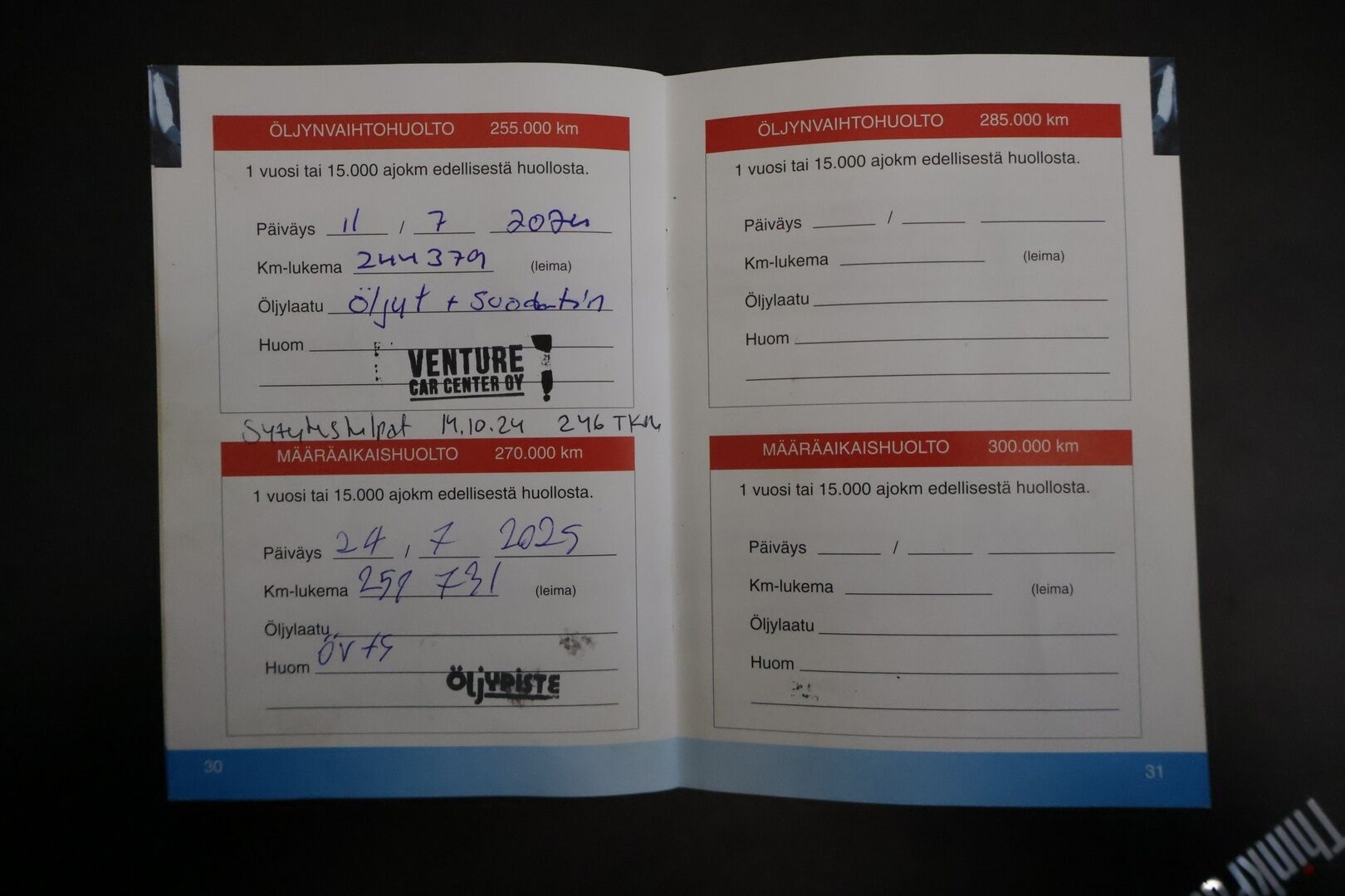 Toyota RAV4 2005 2,0 VVT-i 4WD * Lohkolämmitin / 2x renkaat / Vakkari / Tutkat * - *Kattavasti huollettu Suomiauto / Luotettavaa tekniikkaa edullisesti!*