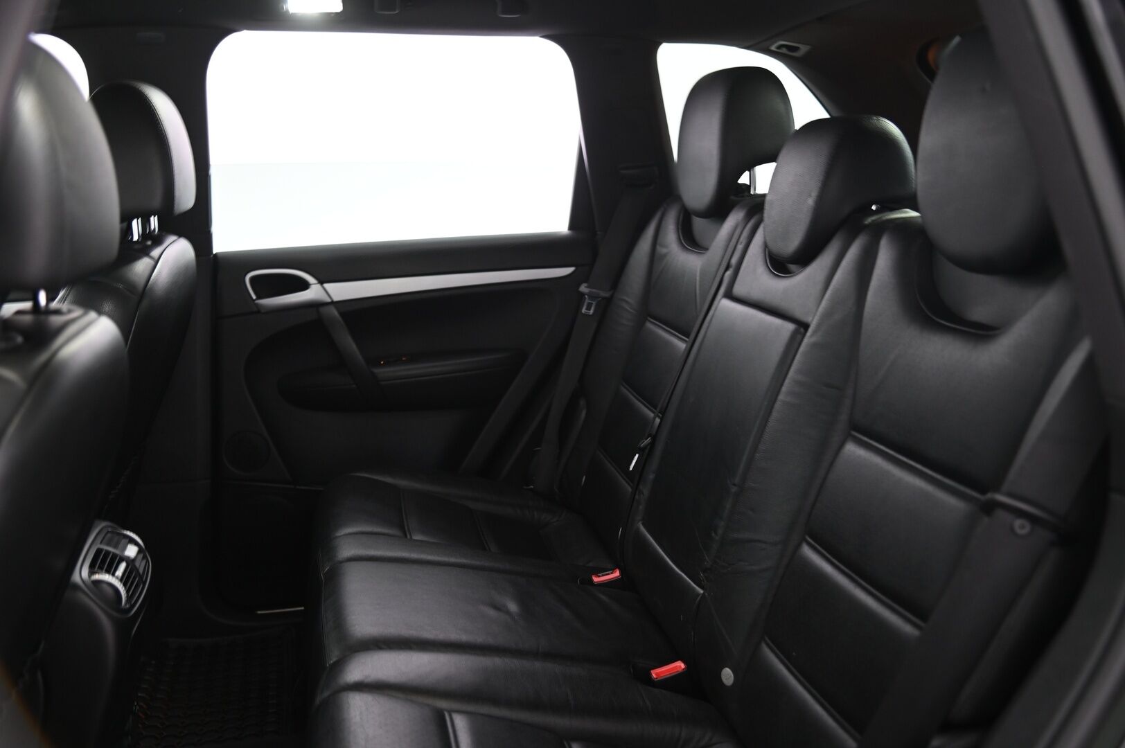Porsche Cayenne 2008 5D CAYENNE STW 3.6-AUTOMATIC - VR6 | Vakionopeudensäädin | Koukku | Carplay | Nahkasisusta | Juuri Katsastettu | 2x Renkaat | Näyttävä 