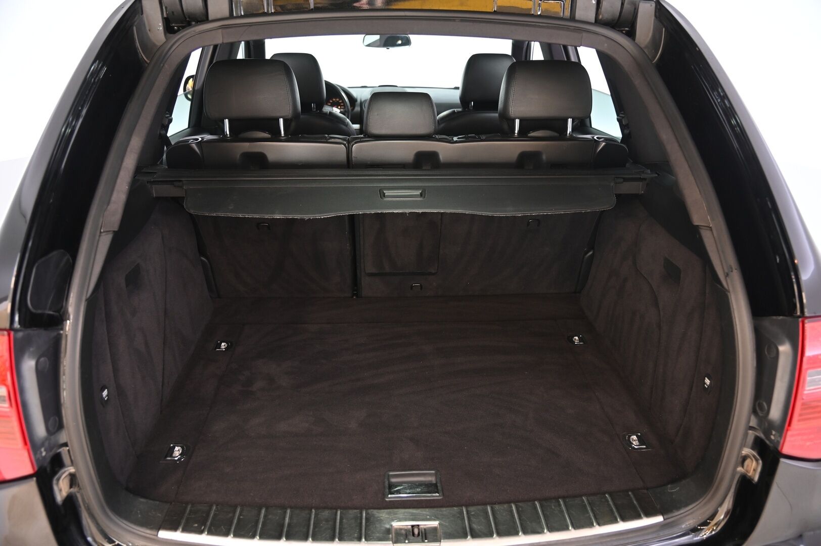 Porsche Cayenne 2008 5D CAYENNE STW 3.6-AUTOMATIC - VR6 | Vakionopeudensäädin | Koukku | Carplay | Nahkasisusta | Juuri Katsastettu | 2x Renkaat | Näyttävä 
