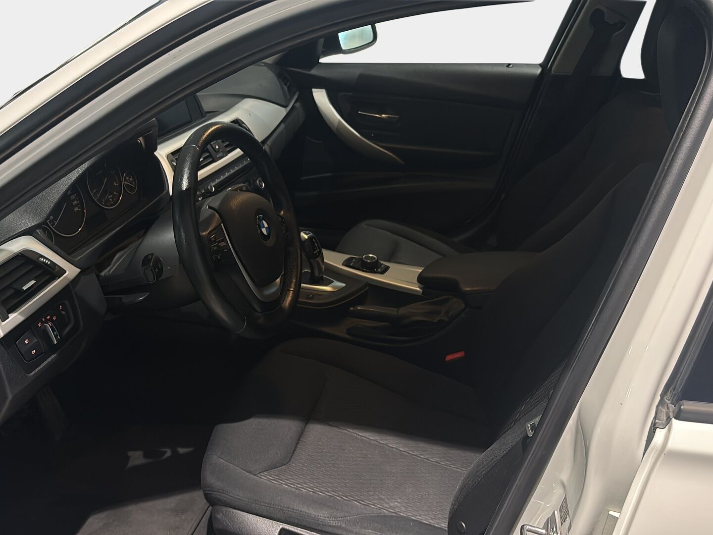 BMW 318 2013 TwinPower Turbo A F30 Sedan Business Automatic Edition - | Lohko+ S.Pistoke | Suomi-auto | Vakkari | P.tutkat |