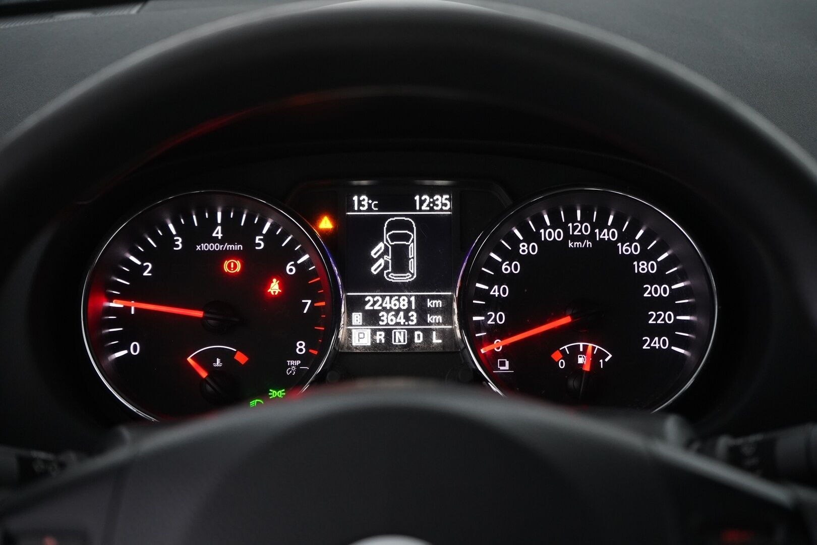 Nissan Qashqai 2013 1,6L Visia 2WD CVT Cruise - Lohko | Vakkari | kahdet renkaat Nissanin alumiinivantein | Säntillisesti huollettu | Seuraava katsastus 20.4.2027 | Suomi-auto