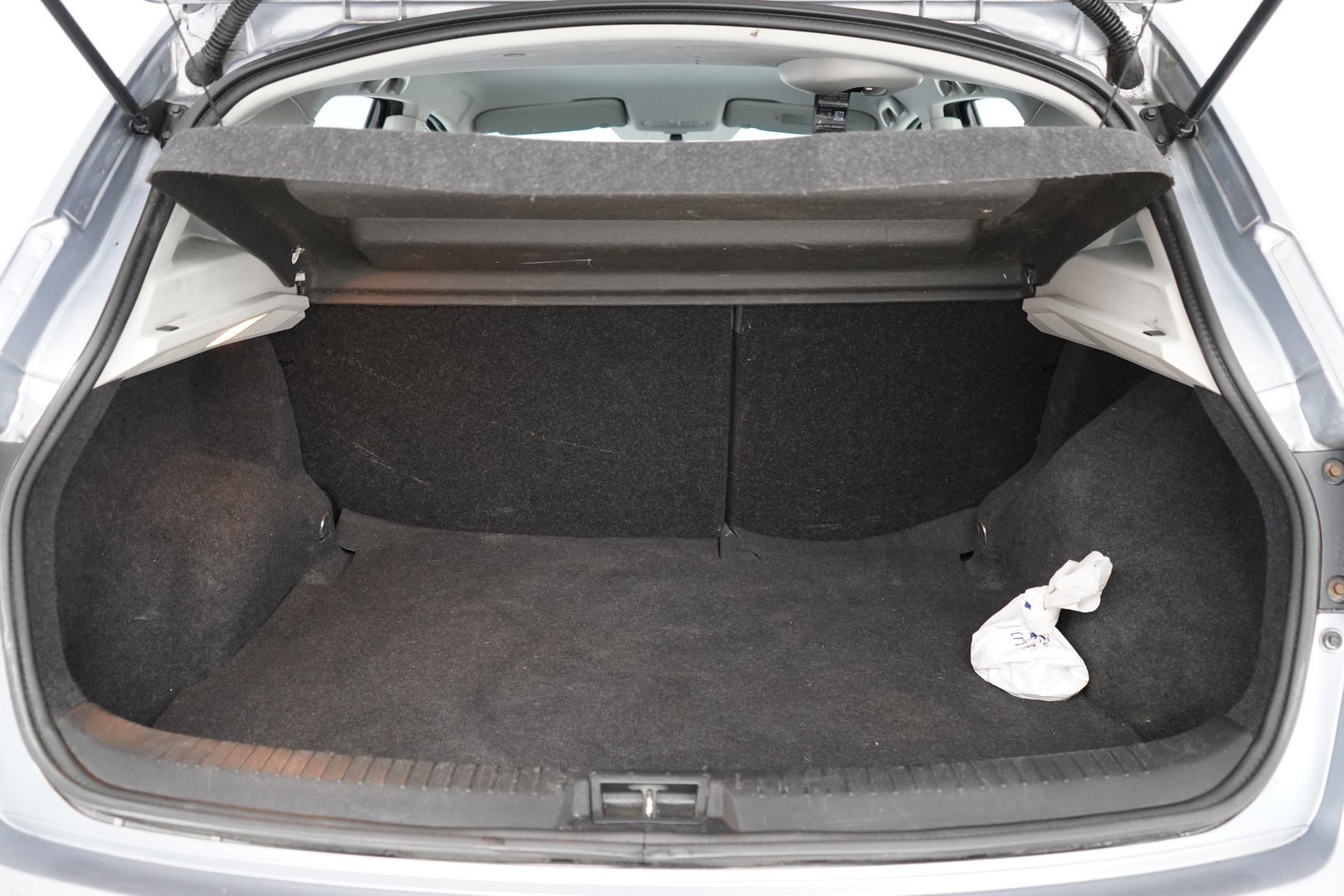 Nissan Qashqai 2013 1,6L Visia 2WD CVT Cruise - Lohko | Vakkari | kahdet renkaat Nissanin alumiinivantein | Säntillisesti huollettu | Seuraava katsastus 20.4.2027 | Suomi-auto