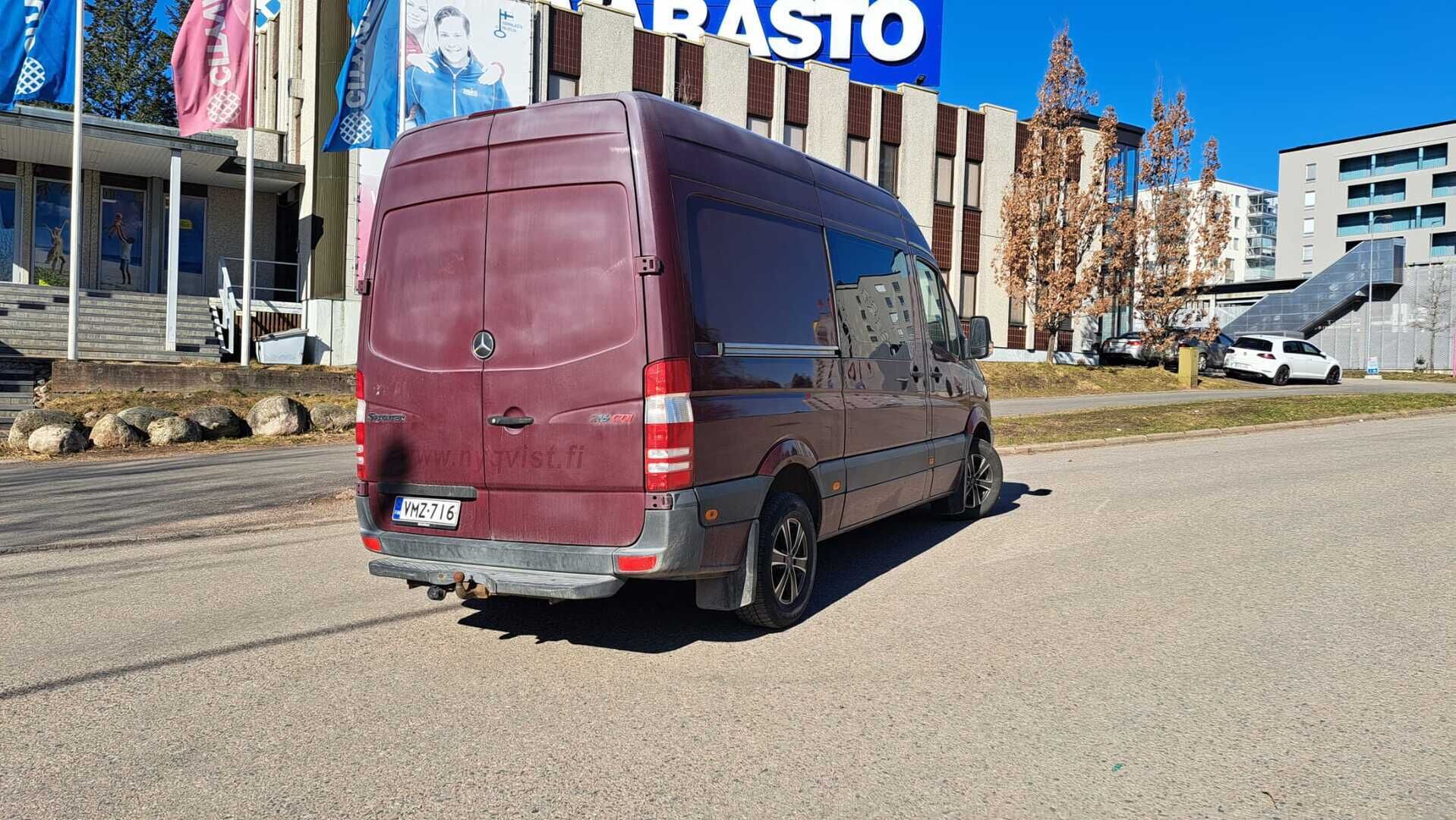 Mercedes-Benz Sprinter 2013 216CDI-3,0/37K keskipitkä A2 BE * Vakionopeudensäädin / Tuulilasinlämmitin / Valaistettu takatila * - Suomi auto / 2x Renkaat / B-Kortilla ajettava - HULLUT AVAJAISHULINAT KORKOTARJOUS 3,29 %