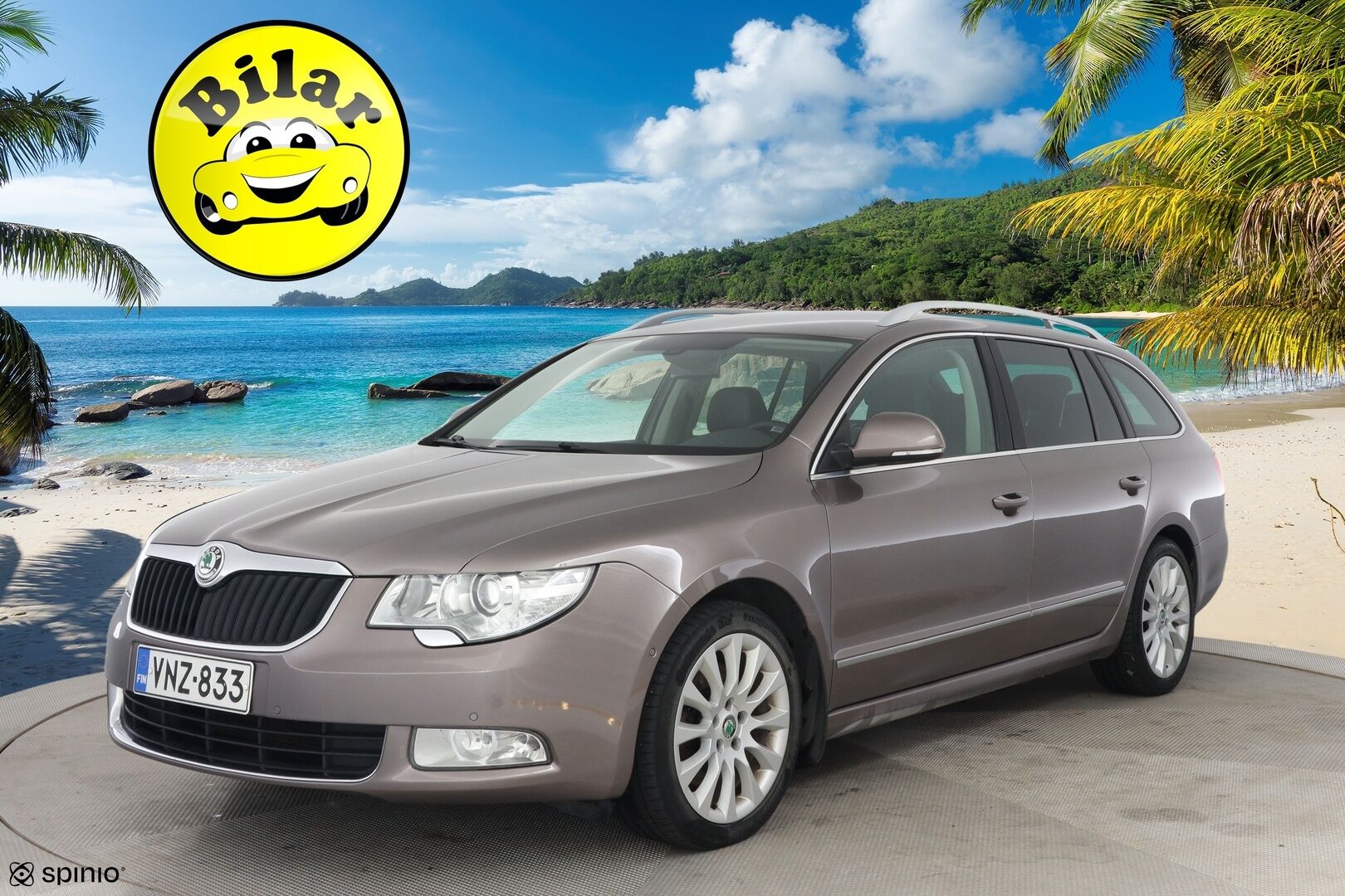 Skoda Superb 2013 Combi 2,0 TDI 140 4x4 Elegance Business DSG Autom. - *Myydään Huutokaupat.com* | Vakkari | Webasto | Muistipenkki | Navi | Nahkaisusta | Kessy | Tutkat | Koukku | 2x renkaat