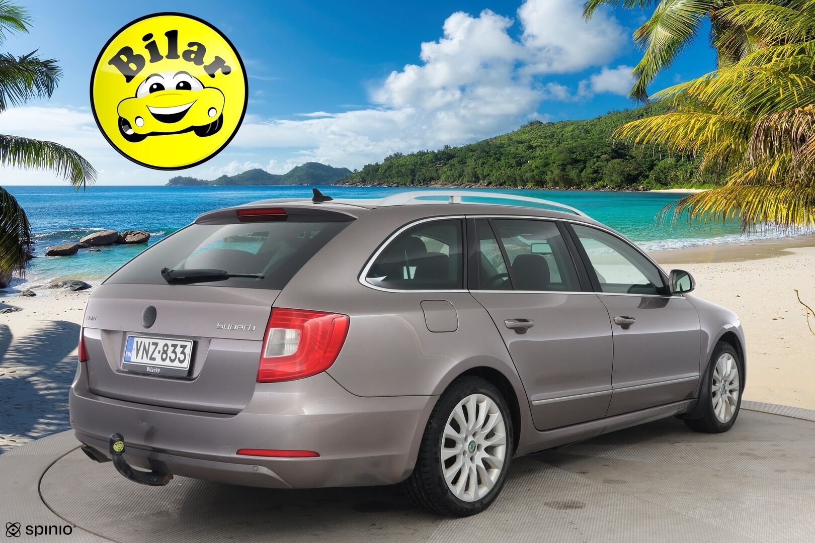 Skoda Superb 2013 Combi 2,0 TDI 140 4x4 Elegance Business DSG Autom. - *Myydään Huutokaupat.com* | Vakkari | Webasto | Muistipenkki | Navi | Nahkaisusta | Kessy | Tutkat | Koukku | 2x renkaat