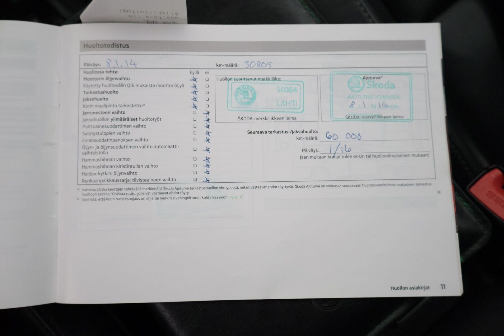 Skoda Superb 2013 Combi 2,0 TDI 140 4x4 Elegance Business DSG Autom. - *Myydään Huutokaupat.com* | Vakkari | Webasto | Muistipenkki | Navi | Nahkaisusta | Kessy | Tutkat | Koukku | 2x renkaat