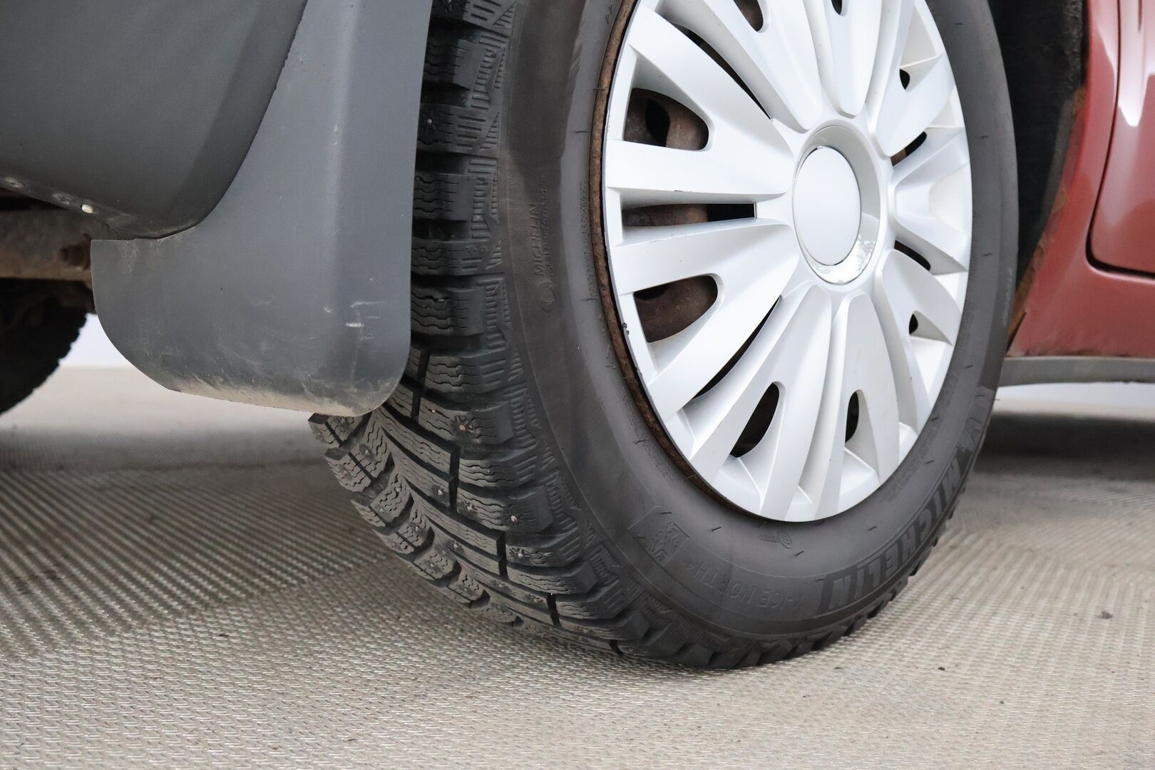 Ford Focus 2007 1,6 100hv Collection M5 Sedan - YritysOutlet - Myydään vain yrityksille - - YritysOutlet - Myydään vain yrityksille