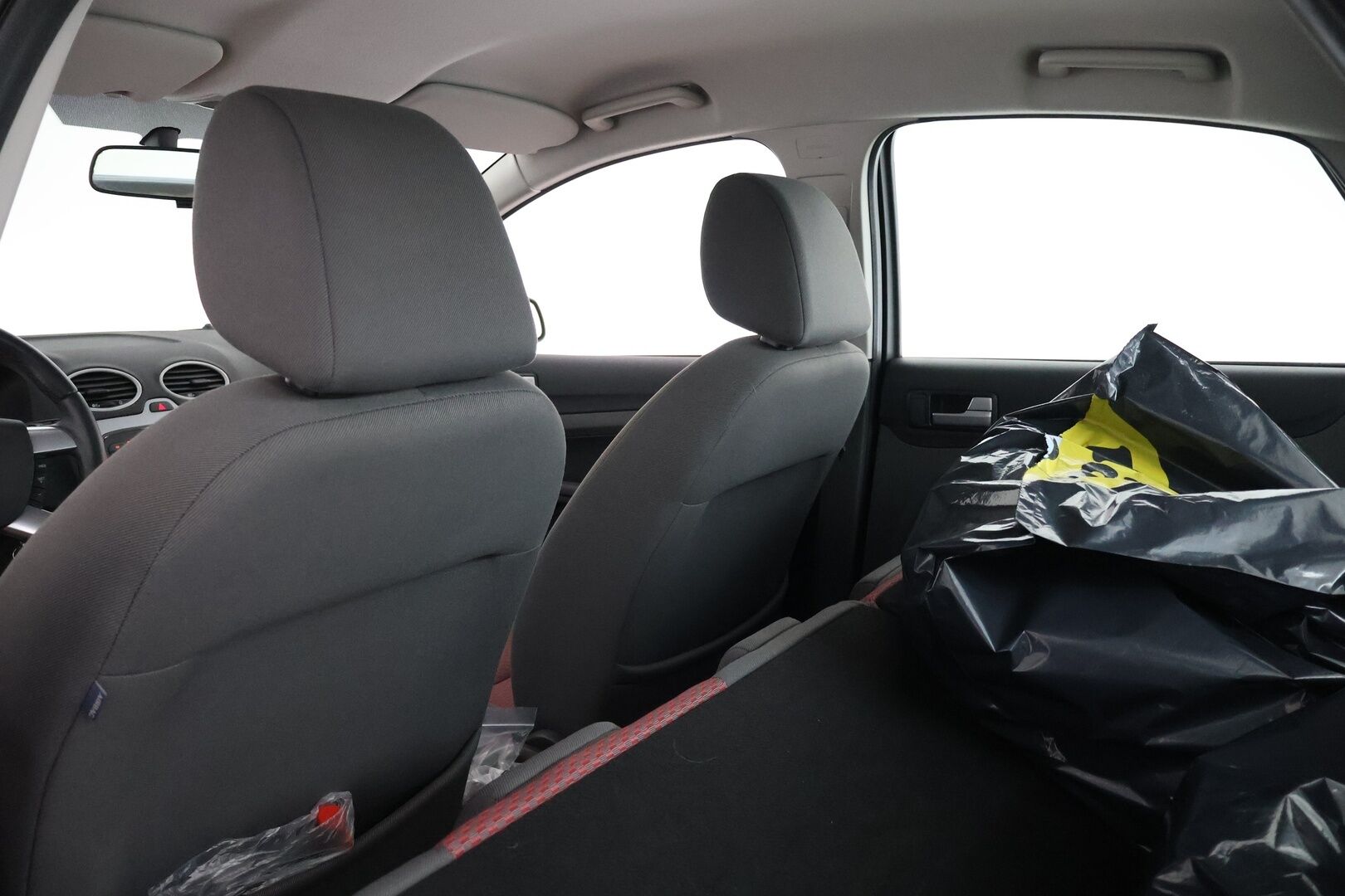 Ford Focus 2007 1,6 100hv Collection M5 Sedan - YritysOutlet - Myydään vain yrityksille - - YritysOutlet - Myydään vain yrityksille